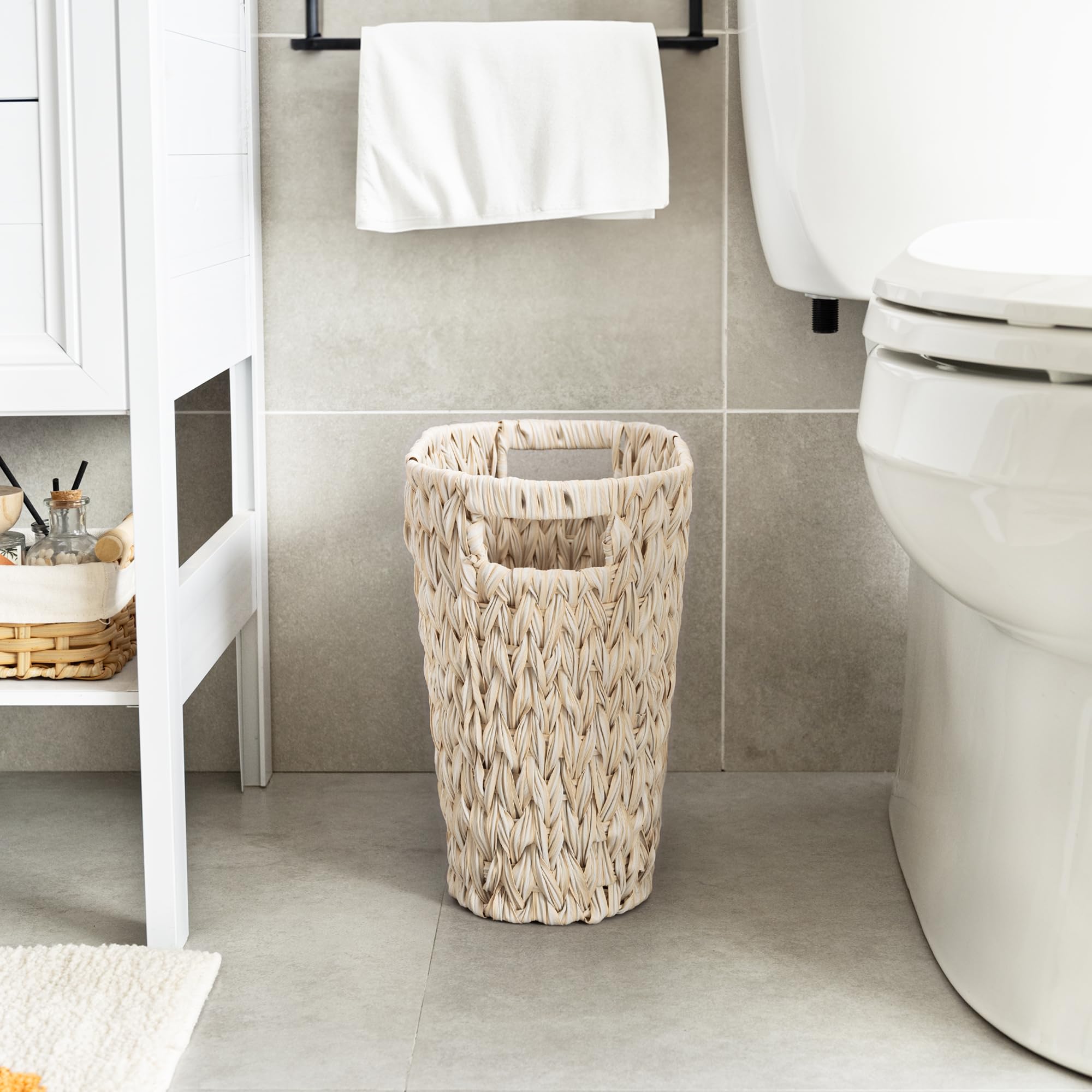 GRANNY SAYS Waterproof Wicker Trash Can - 19L/5 Gallon Boho Decorative Waste Basket for Bathroom, Bedroom & Office - Perfect for Home Decor & Small Space Organization