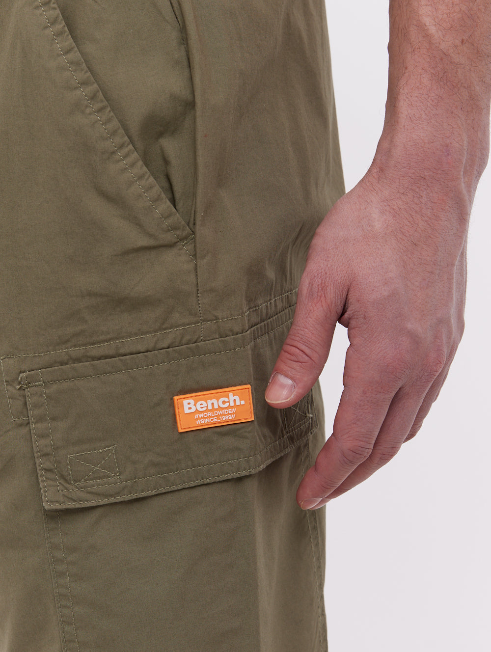 Detoca Men's Cargo Shorts with Multiple Pockets - Durable & Comfortable Outdoor Work Shorts for Hiking, Camping, and Casual Wear