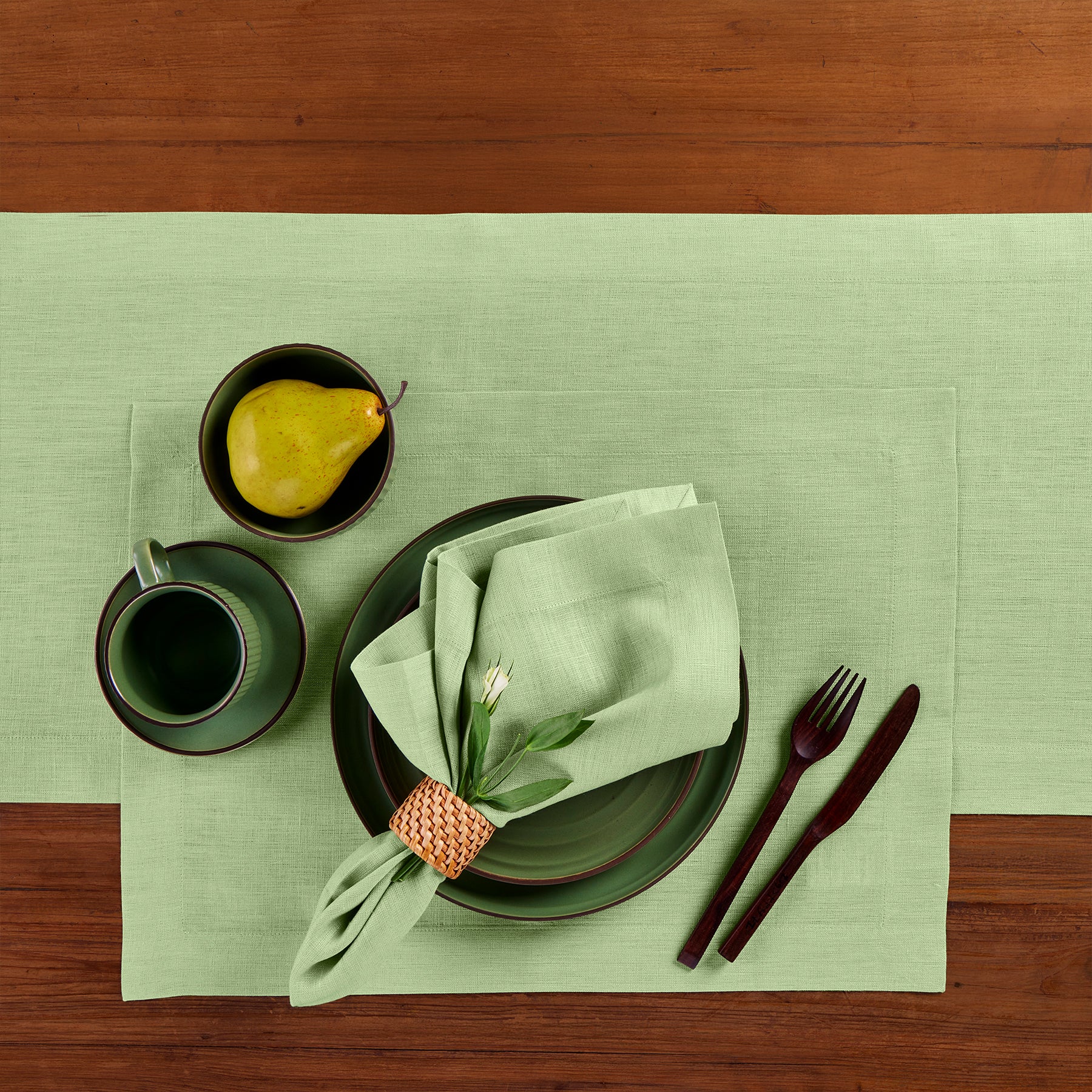 Eco-Friendly Linen Placemats Set of 6 - Premium Natural Table Mats for Dining, Kitchen, and Party Decor - Washable & Durable Home Tableware for Everyday Use and Special Occasions