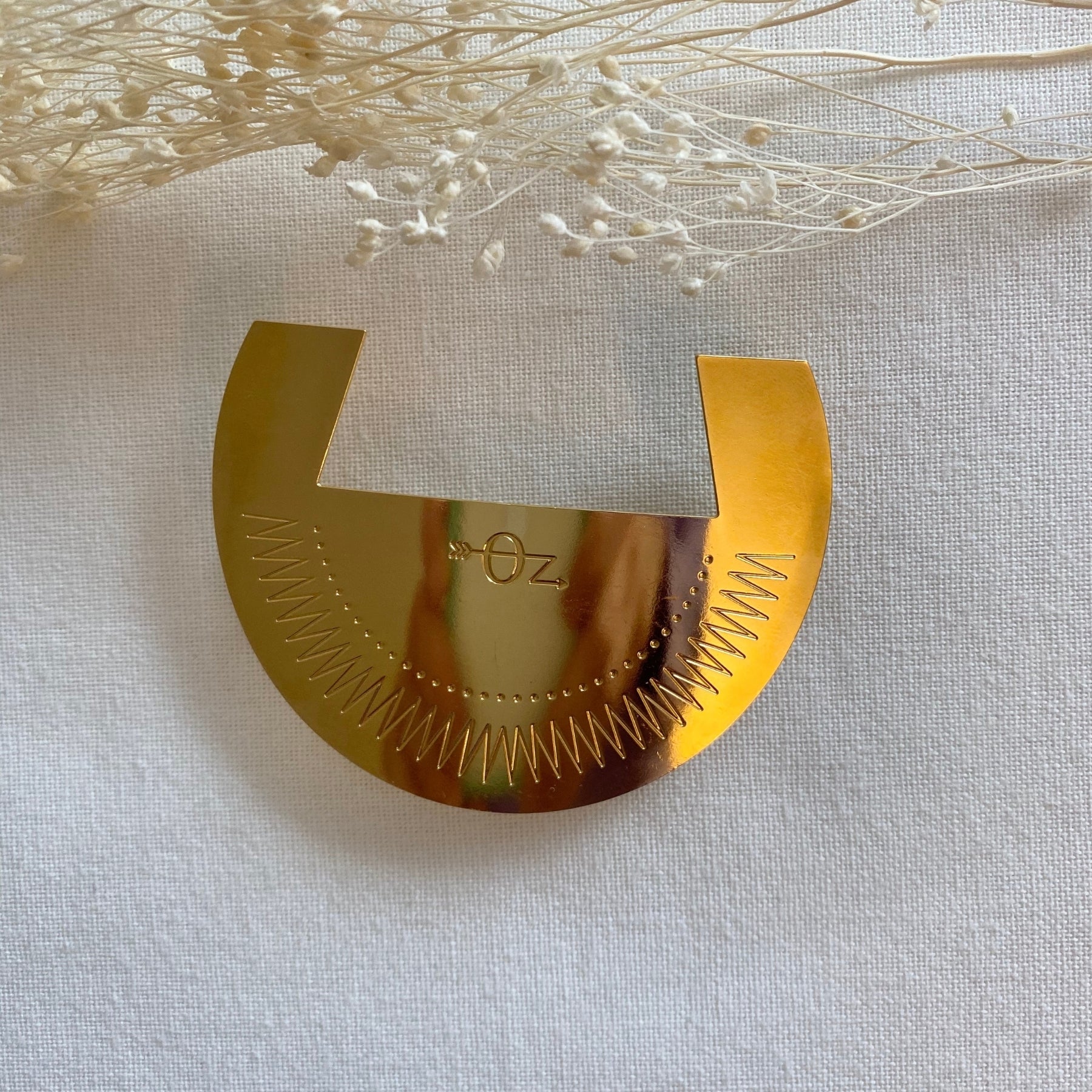 Golden Barrette Hair Clip - Elegant Hair Accessory for Women & Girls - Perfect for Weddings, Parties & Everyday Styling