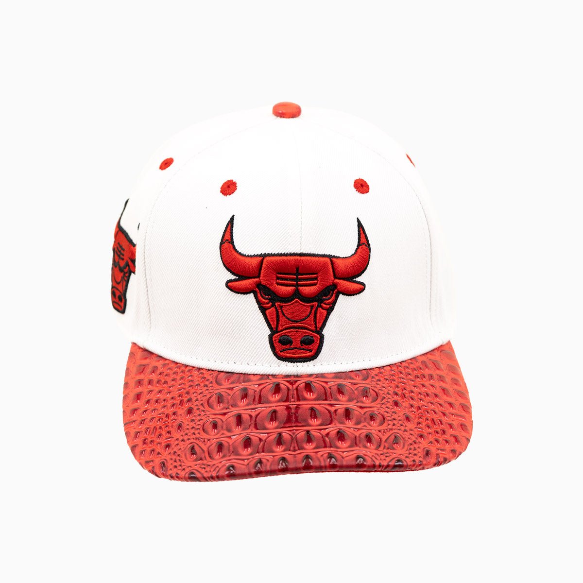 Chicago Bulls NBA Official Leather Visor Wool Snapback Hat – Stylish & Durable for Basketball Games, Sports Events & Casual Wear