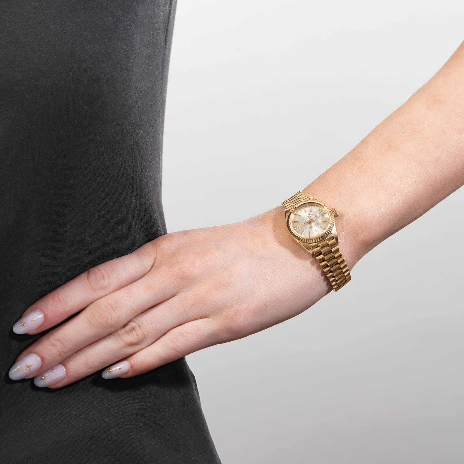 Authentic Rolex Estate 18K Gold Ladies Datejust Watch - Luxury Women's Wristwatch for Special Occasions & Formal Events