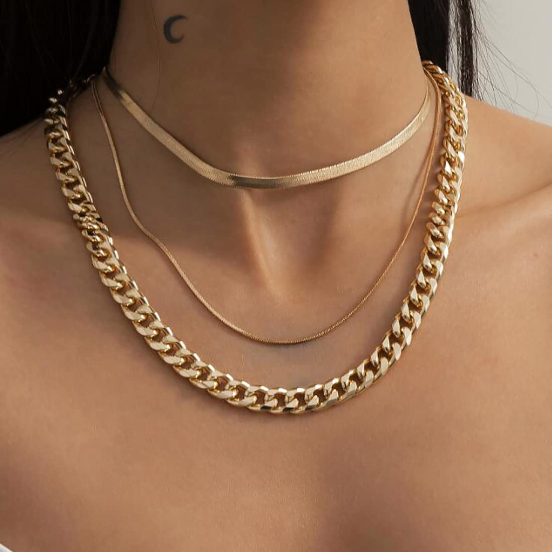 Punk Layered Snake Choker Necklace for Women - Gold Thick Chunky Twist Circle Chain Jewelry, Adjustable Gothic Necklace for Party, Halloween, Cosplay & Everyday Wear