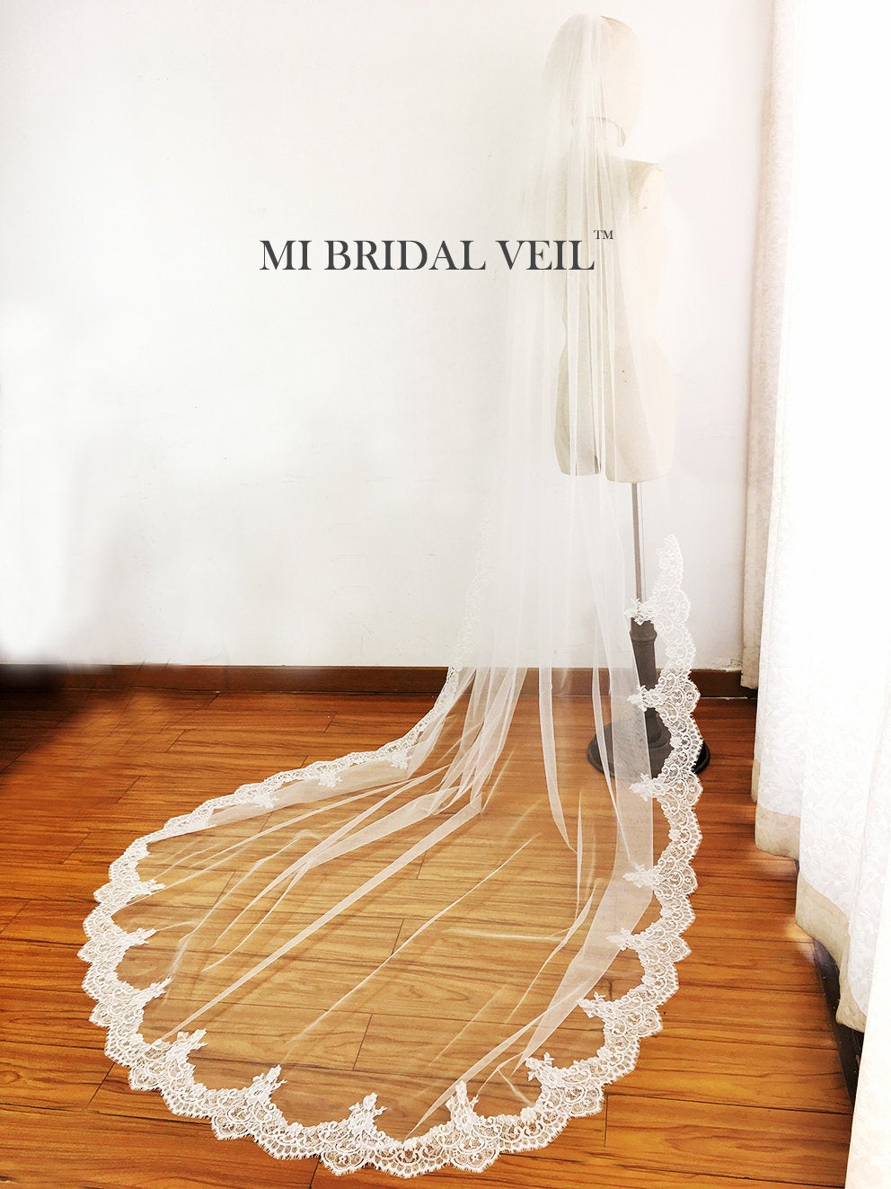 Elegant Cathedral Lace Wedding Veil with Chantilly Lace Trim - Perfect for Bridal Dresses and Formal Weddings