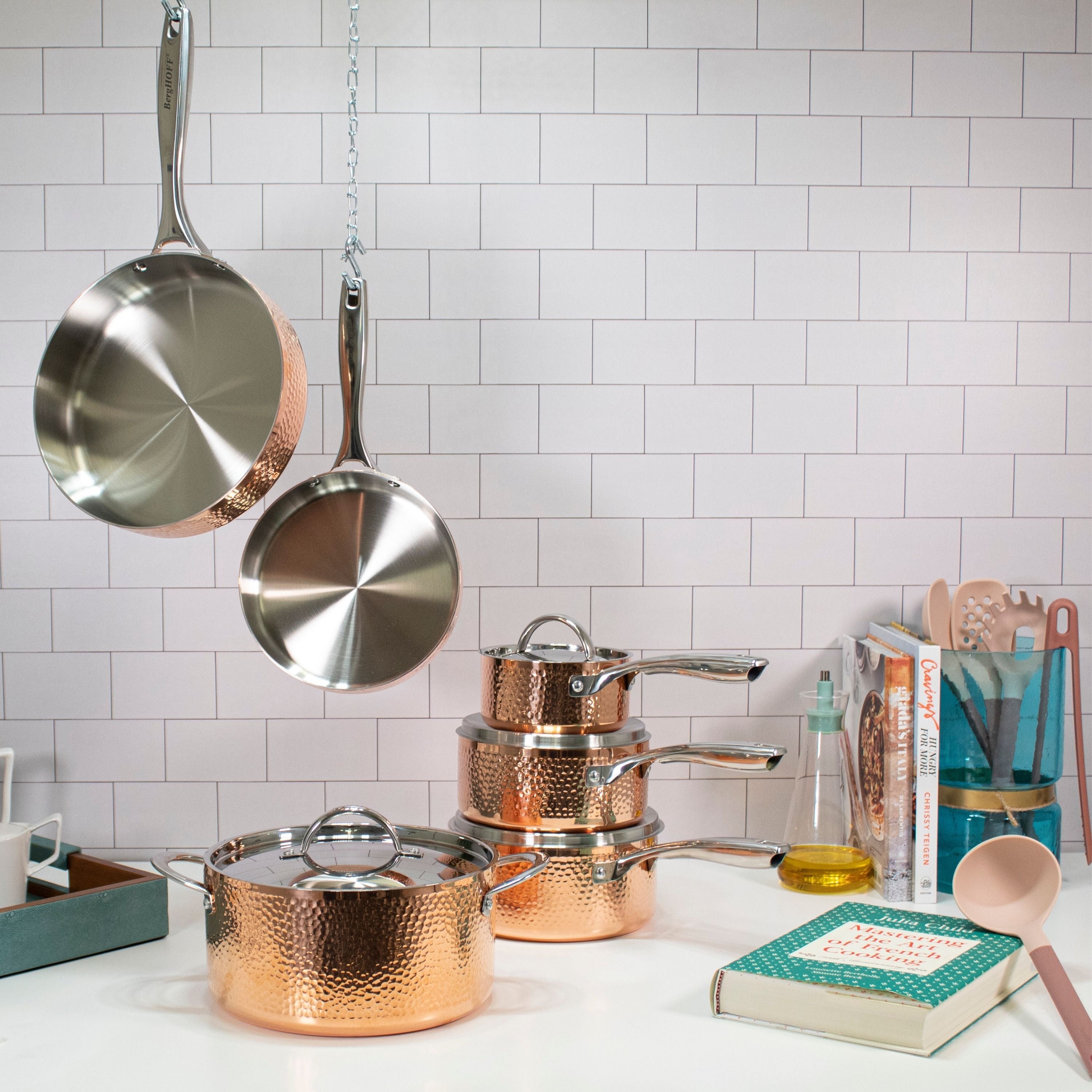BergHOFF Vintage Tri-Ply Copper 1 Quart Saucepan with Lid - Hammered Finish for Professional Cooking & Home Kitchen Use - Perfect for Sauces, Soups & Melting Chocolate