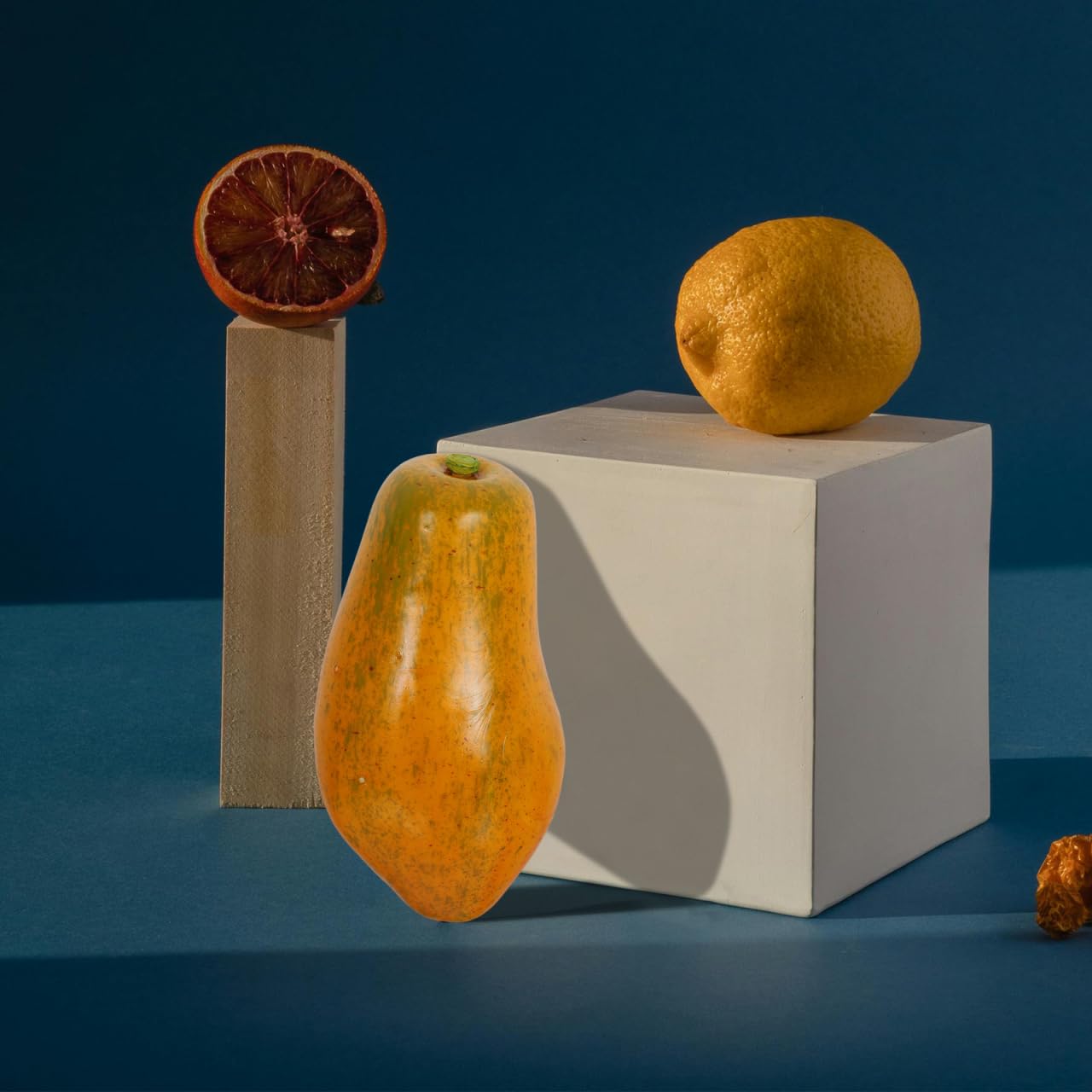 PRETYZOOM Artificial Papaya Fruit - Realistic Fake Pawpaw Model for Home Decor, Party Arrangements & Photography Props | PU Material Durable Simulation Fruit for Kitchen, Dining Table Centerpiece & Wedding Decorations