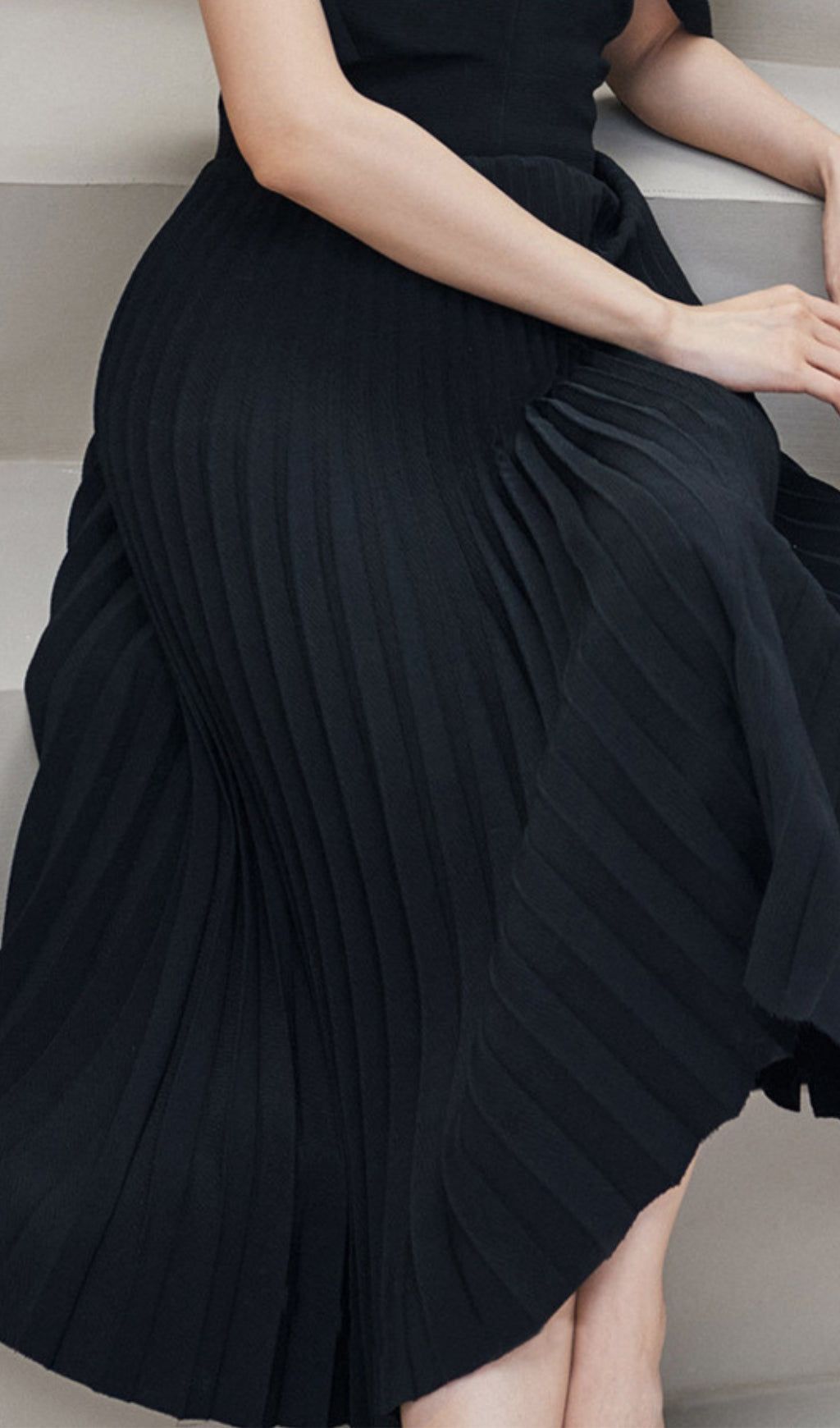 Elegant Black Asymmetrical Slope Neck Pleated Midi Dress for Women - Perfect for Evening Parties, Weddings & Special Occasions