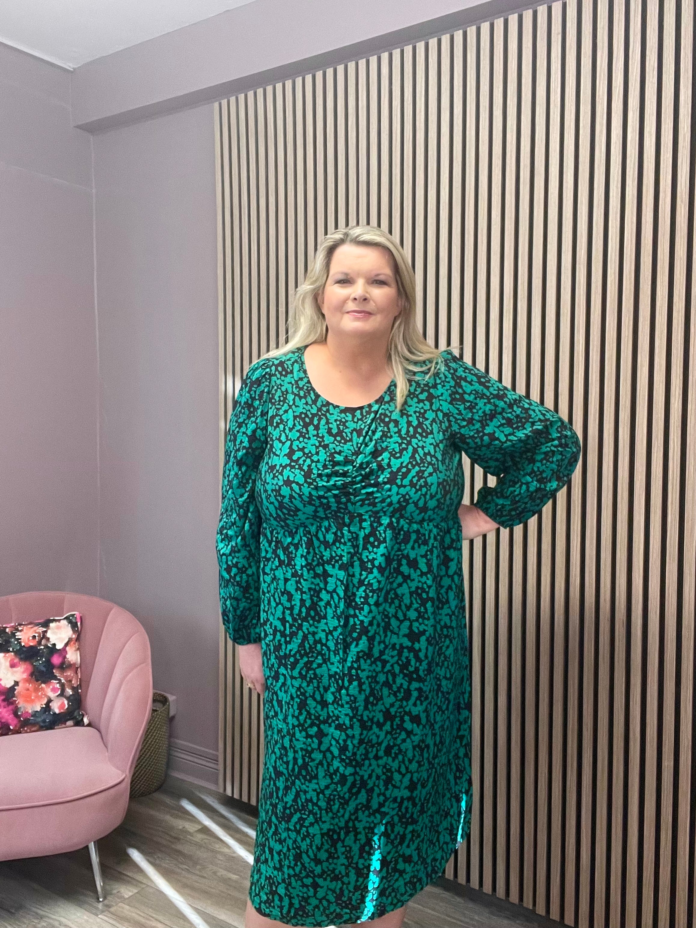 KARMA MIDI DRESS - Green Graphic Print Women's Curve Dress for Casual Wear, Party & Office Outfits