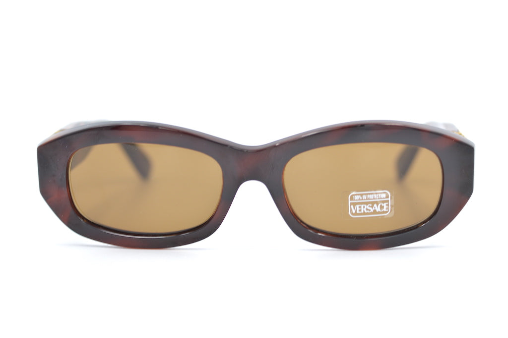 Gianni Versace 481/13 900 Sunglasses - Luxury Designer Shades for Men & Women - UV Protection & Polarized Lenses - Perfect for Outdoor Activities, Beach, and Fashion Statement