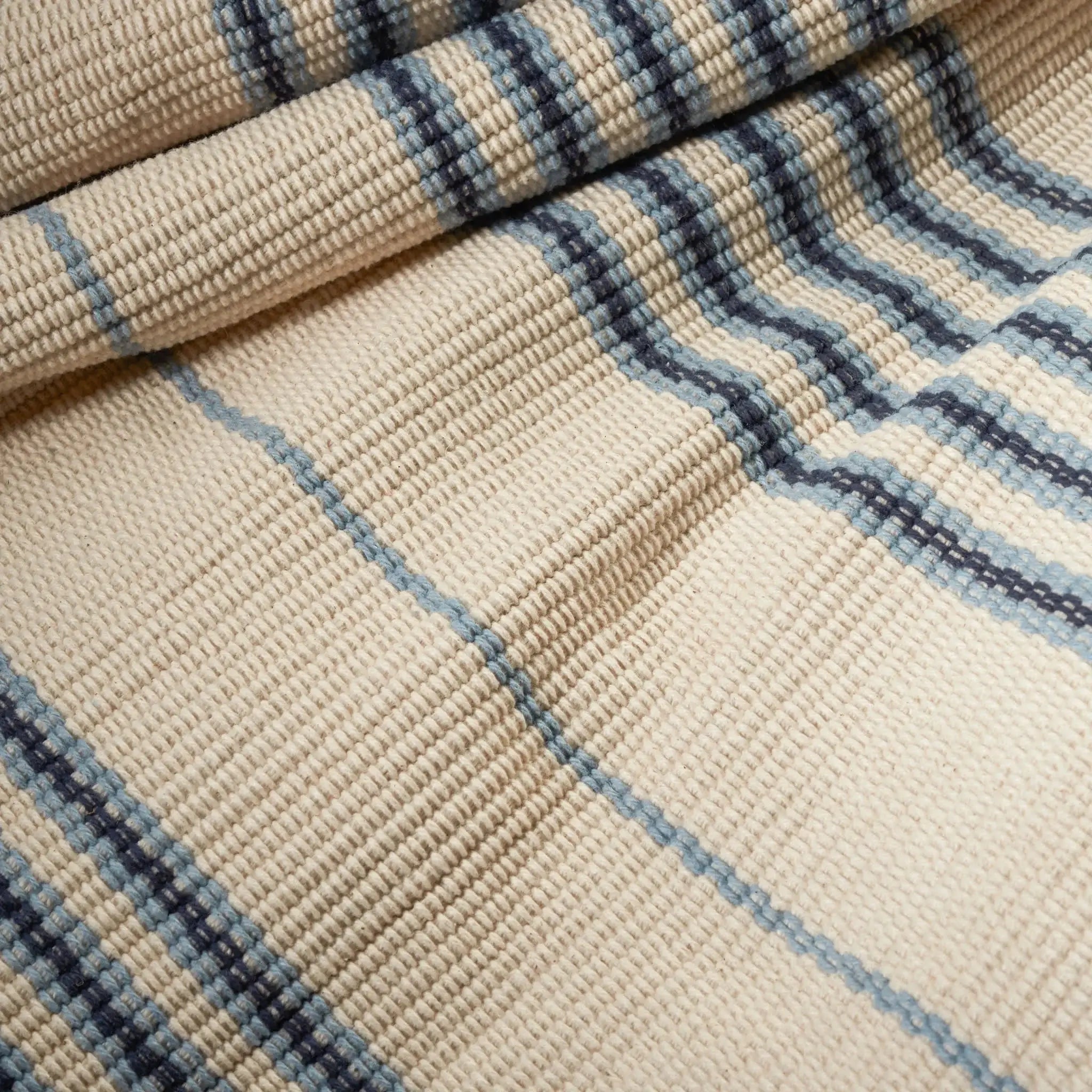Dash & Albert Conway Blue Handwoven Cotton Rug - Stylish & Durable Area Rug for Living Room, Bedroom, or Office Decor