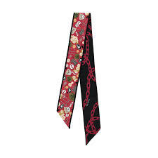 Georgia Bulldogs Skinny Scarf - Officially Licensed NCAA Football Team Scarf for Men & Women - Perfect for Game Day, Tailgating & Cold Weather Fashion
