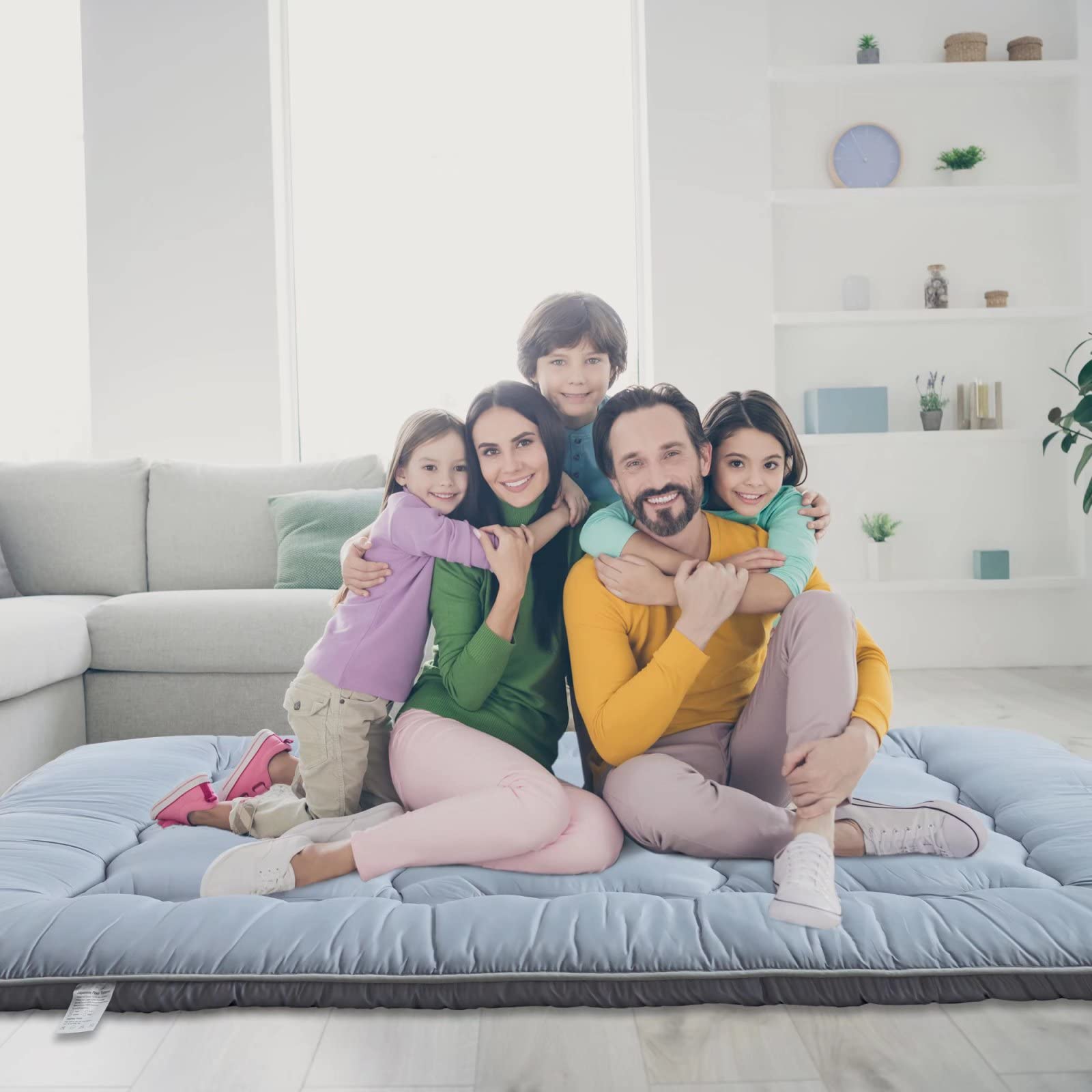 NeuType Japanese Futon Mattress Queen Size - Floor Sleeping Mat for Adults & Kids, Portable Foldable Mattress for Camping, Road Trips, Guest Room - Perfect for Small Spaces, Sleepovers and Temporary Bedding