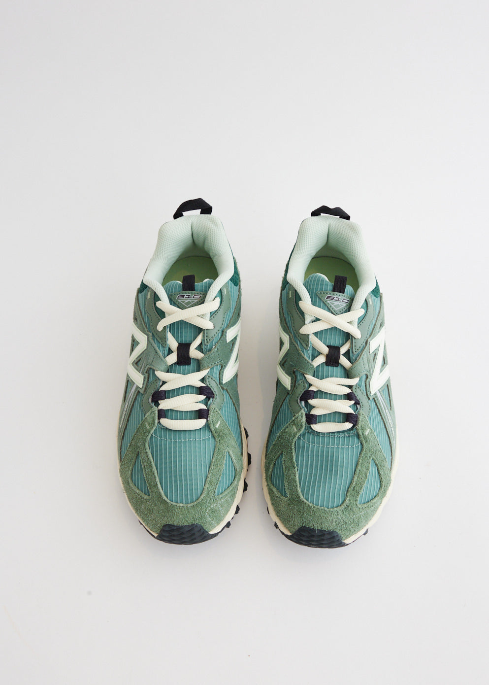 610 Lunar New Year 'Army Green' Sneakers - Stylish & Comfortable Men's/Women's Casual Shoes for Festivals, Streetwear & Daily Wear