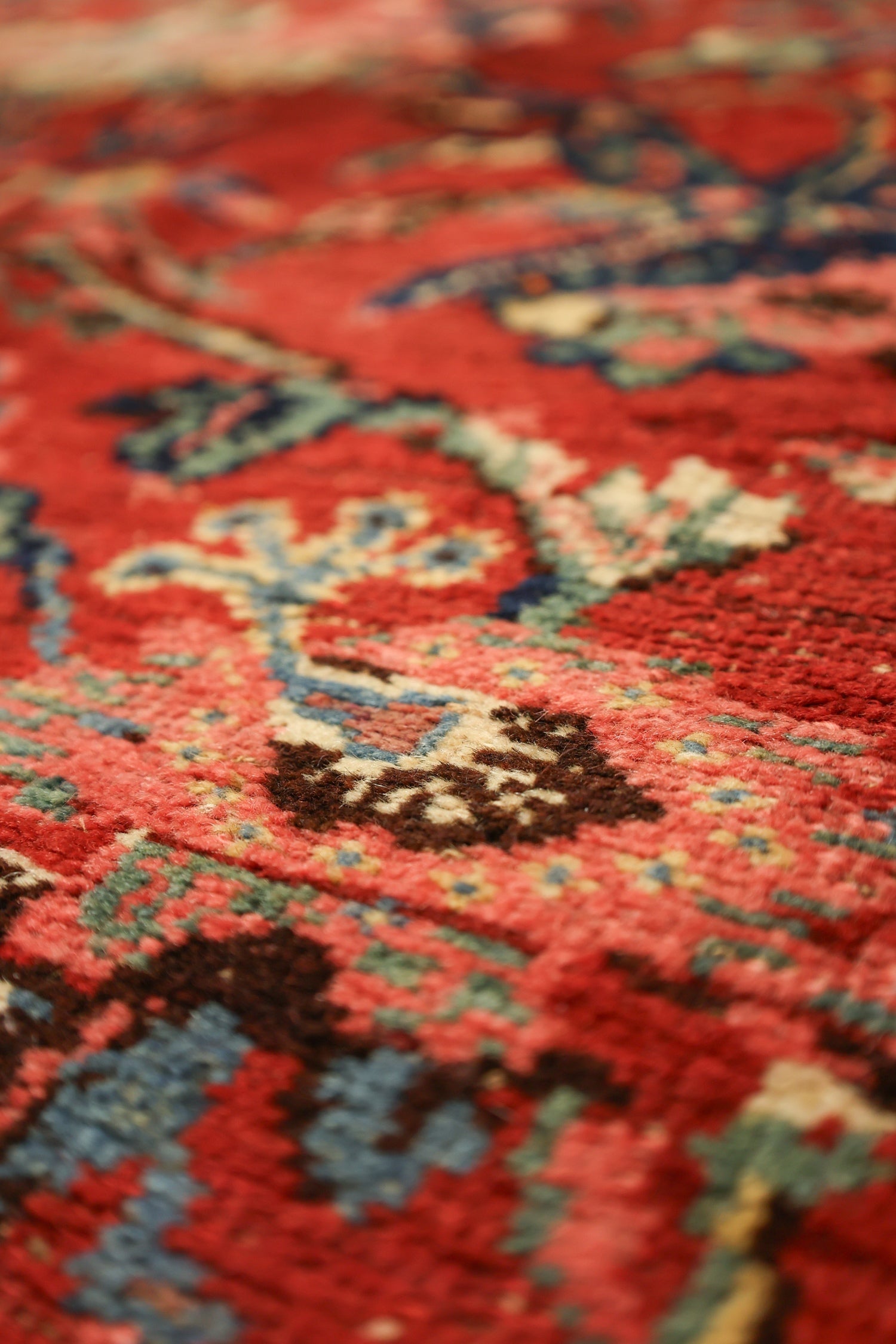 Antique Bijar Handwoven Traditional Persian Rug J78008 - Perfect for Living Room, Bedroom & Home Decor