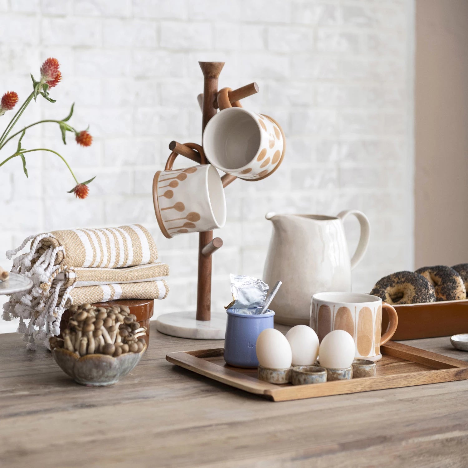 Marble & Mango Wooden Mug Holder - Stylish Kitchen Organizer for Coffee Cups & Tea Mugs - Perfect for Home, Office, or Cafe Use