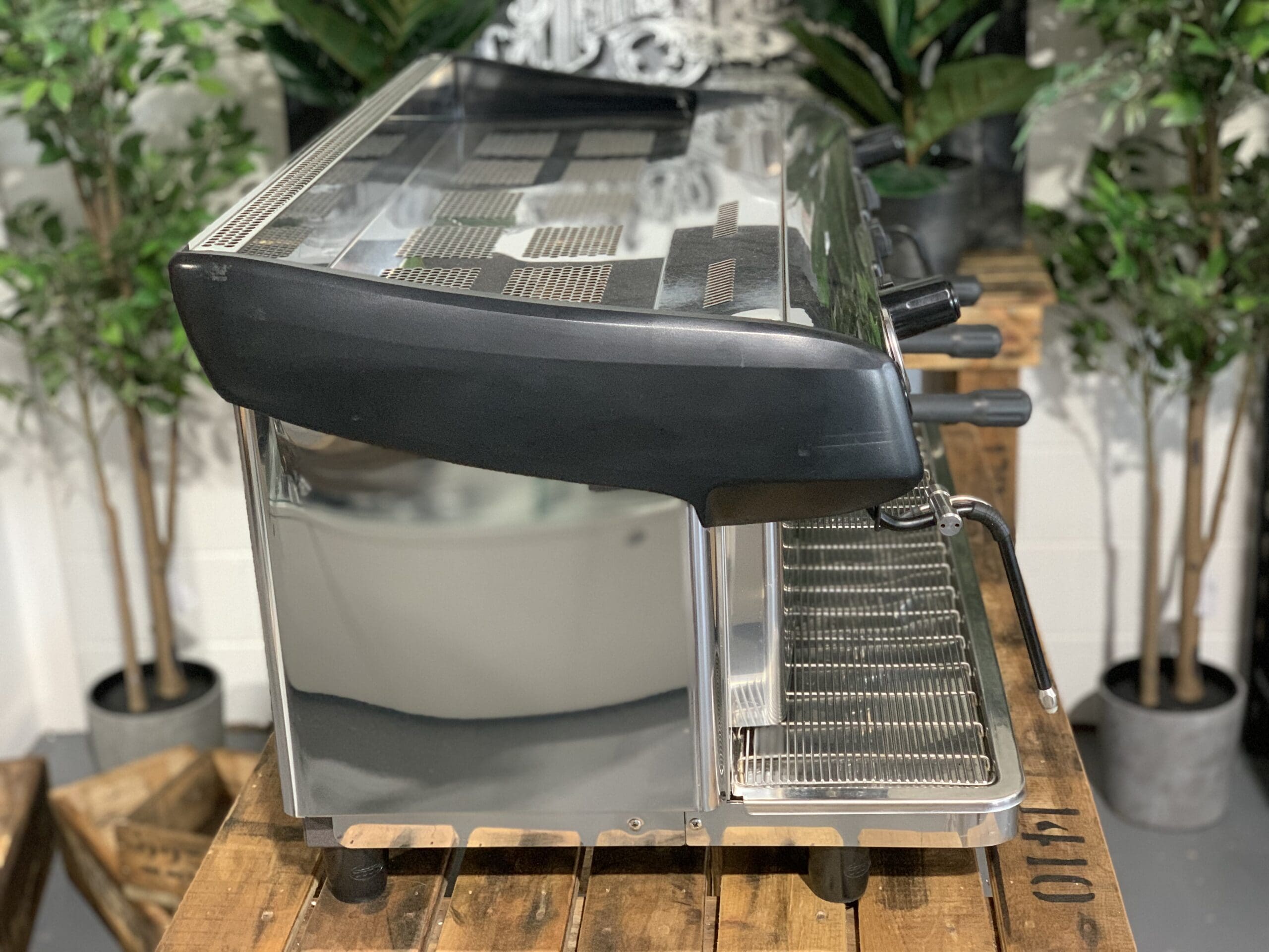 Expobar MegaCrem Auto Steam 3 Group Commercial Espresso Machine - Stainless Steel Professional Coffee Maker for Cafes, Restaurants & Coffee Shops