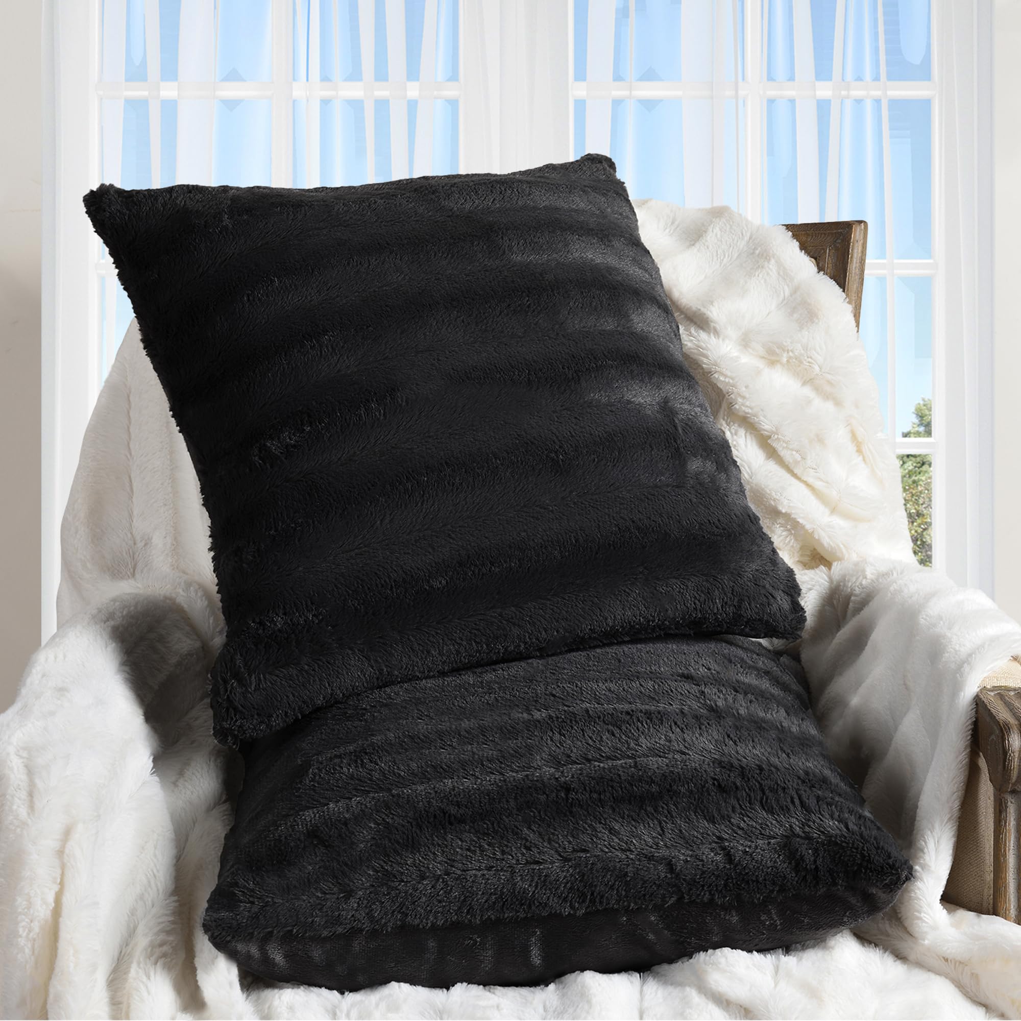 Faux Fur Throw Pillows Set of 2 - 16x16 Inch Soft Decorative Cushions for Couch, Bed, Sofa - Black Accent Pillows for Bedroom & Living Room Aesthetic - Cozy Home Decor for Winter & Christmas
