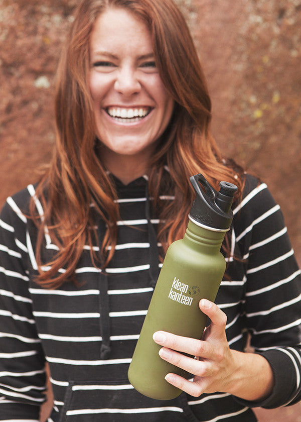 **Klean Kanteen Classic 27oz (800mL) Stainless Steel Water Bottle - Leakproof, BPA-Free, Eco-Friendly for Hiking, Gym & Everyday Use**