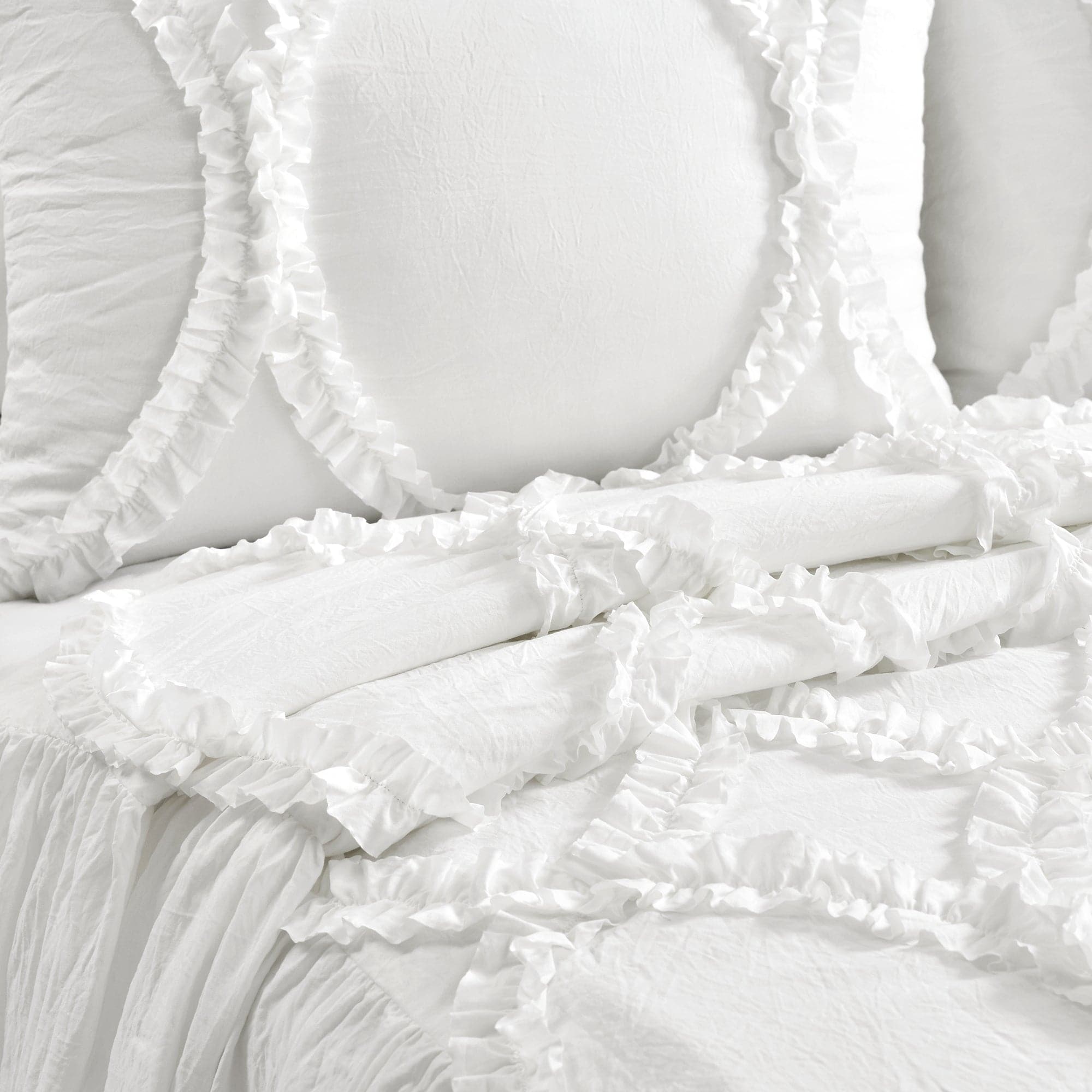 Riviera 3-Piece Bedspread Set - Queen Size Luxury Quilted Coverlet with Matching Pillow Shams - Perfect for Master Bedroom, Guest Room & Hotel Decor