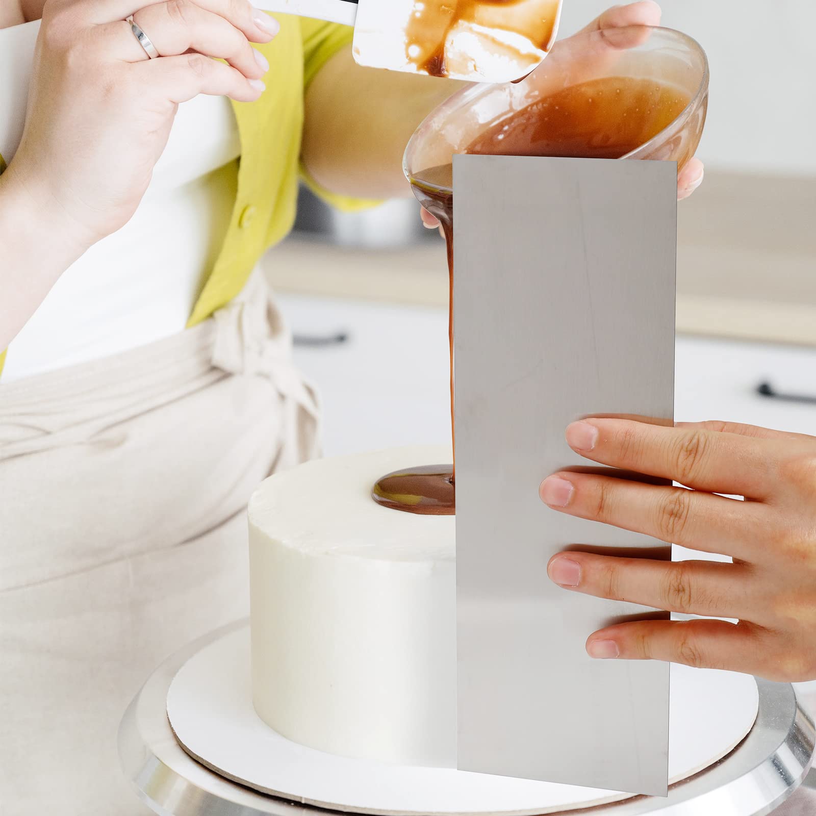 2 PCS Stainless Steel Cake Scraper - Professional Cake Decorating Comb & Edge Smoother for Mousse, Buttercream, and Fondant Cakes | Perfect for Home Bakers, Wedding Cakes, and Pastry Decorating