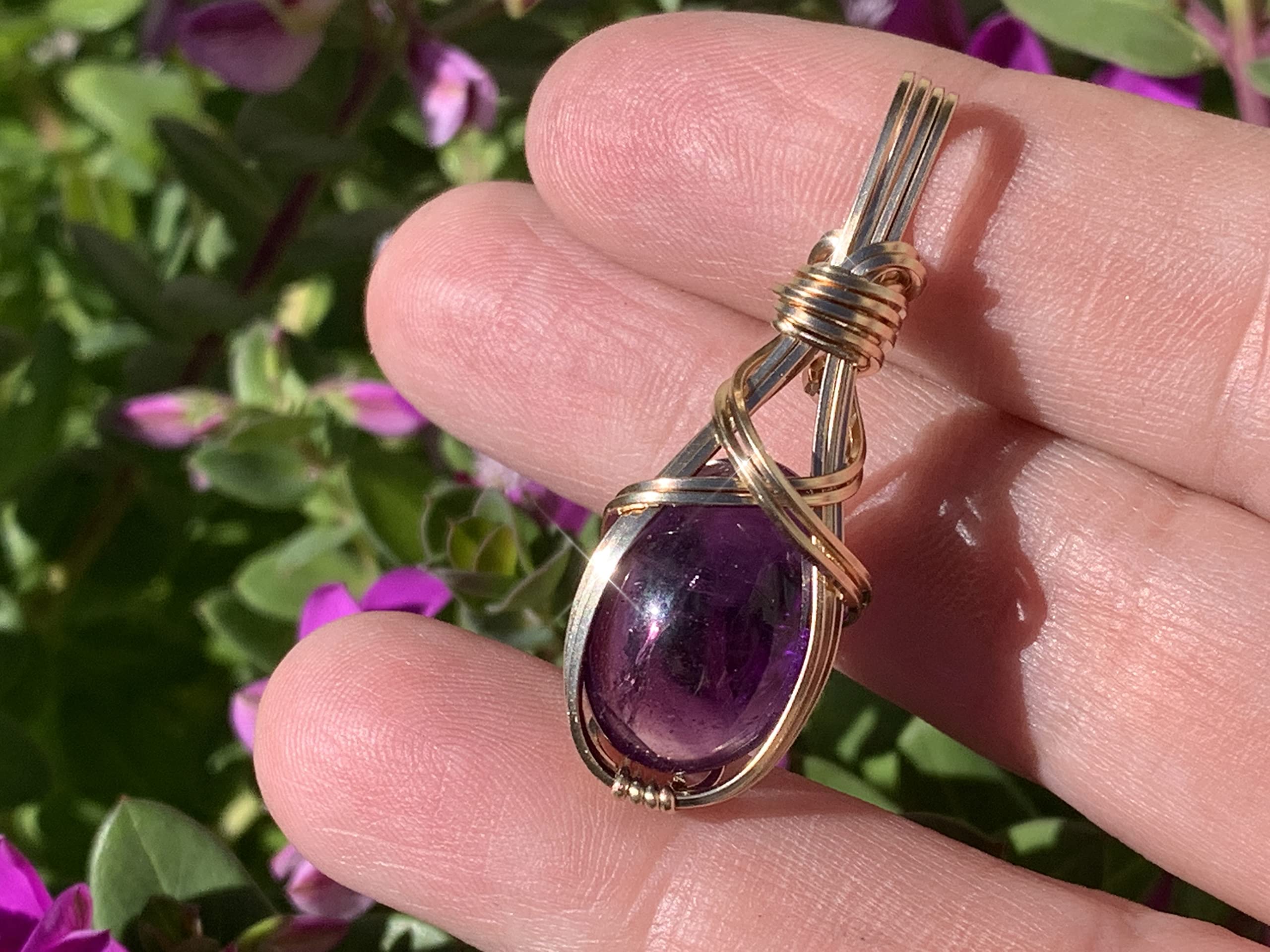 14K Gold Filled Amethyst Crystal Necklace Pendant - AAA Quality Heart Wand Reiki Energy Jewelry for Romance & Healing | Comes with Elegant Gift Box & Black Leather Chain | Perfect for Meditation, Spiritual Gifts & Special Occasions