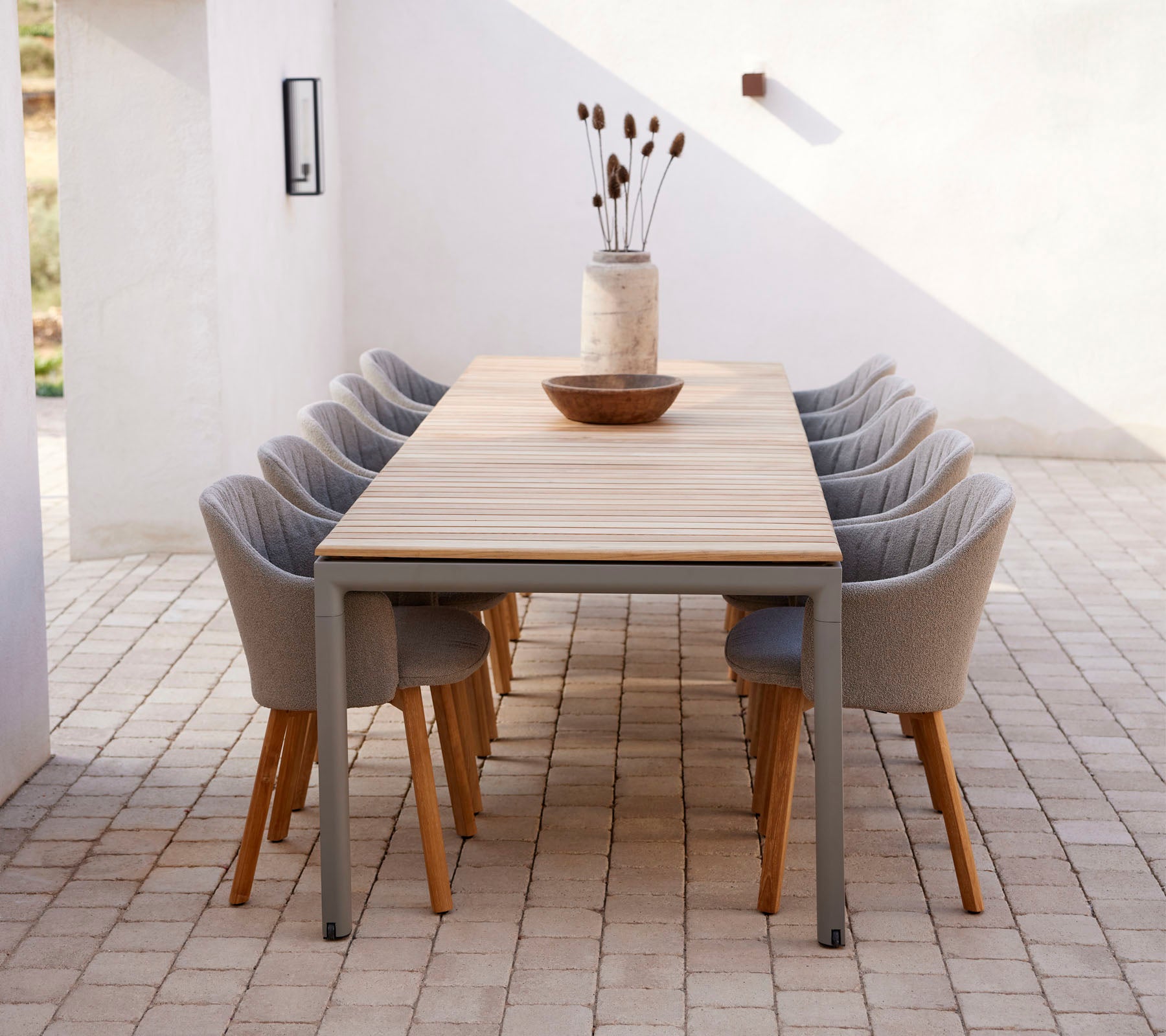 Extendable Drop Leaf Dining Table with 120cm Extension Leaf - Perfect for Small Spaces & Hosting Dinner Parties