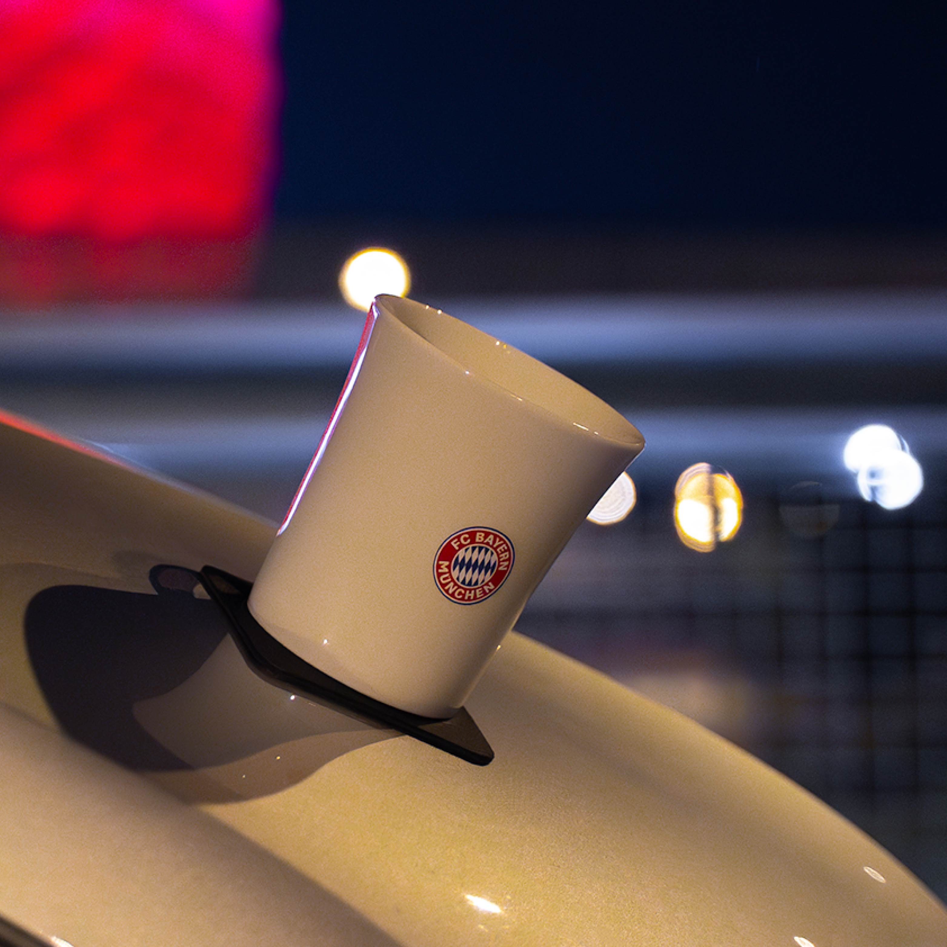 FC Bayern Munich Porcelain Coffee Mugs with Magnet - Official Merchandise for Fans - Perfect for Home, Office & Gifting