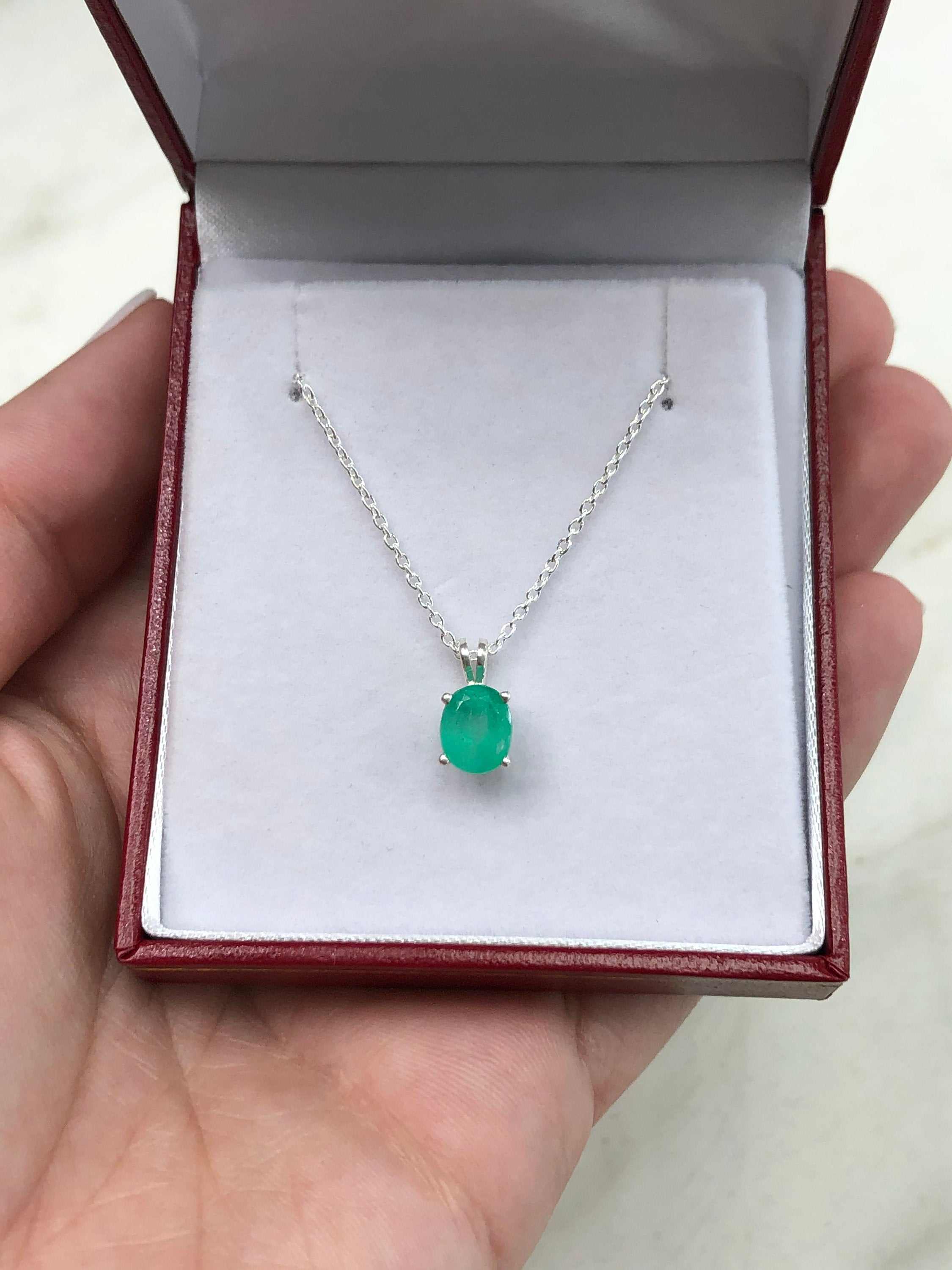 1.38 Carat Natural Colombian Emerald Oval Pendant in 925 Sterling Silver Necklace - Elegant Jewelry Gift for Women, Perfect for Weddings, Anniversaries & Special Occasions
