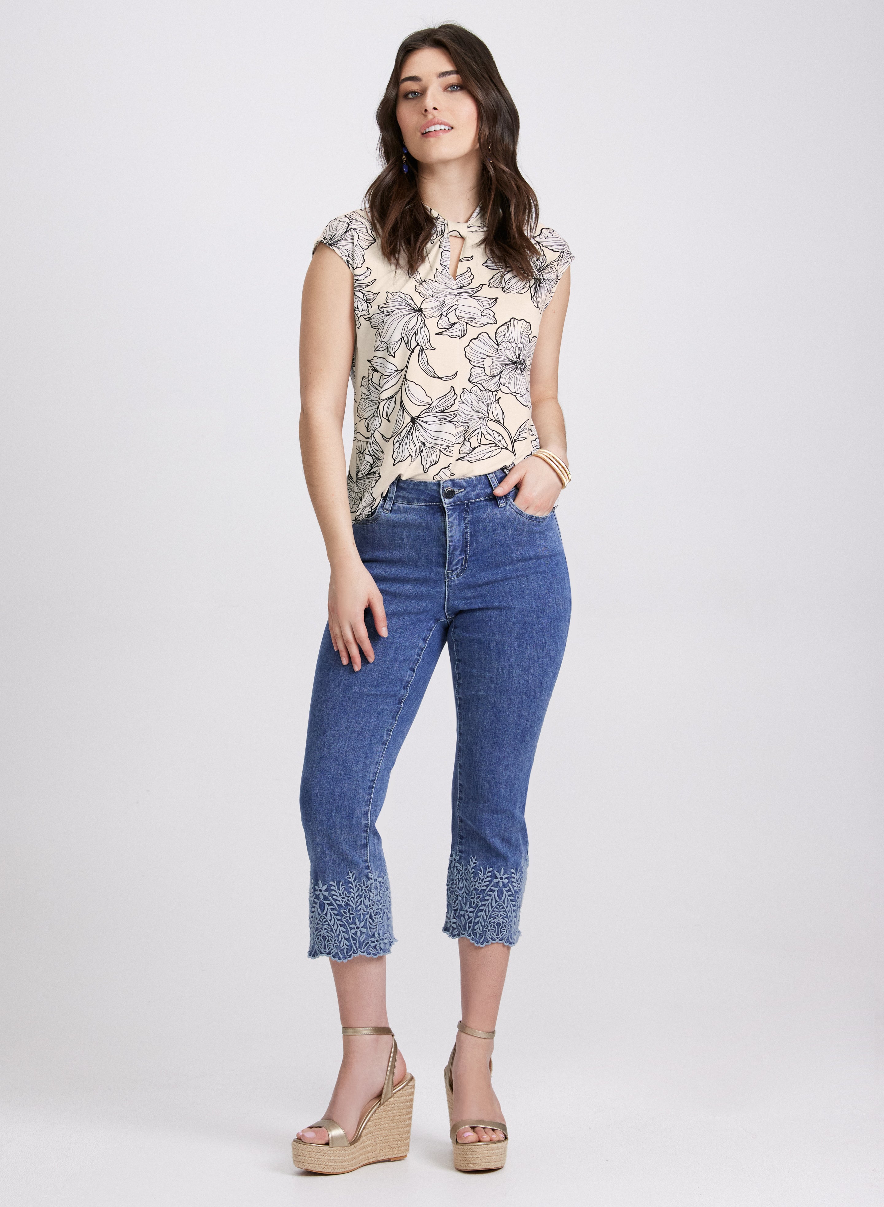 Floral Print Women's Blouse - Lightweight Summer Tops for Casual Wear & Office Outfits | Perfect for Date Nights & Outdoor Events