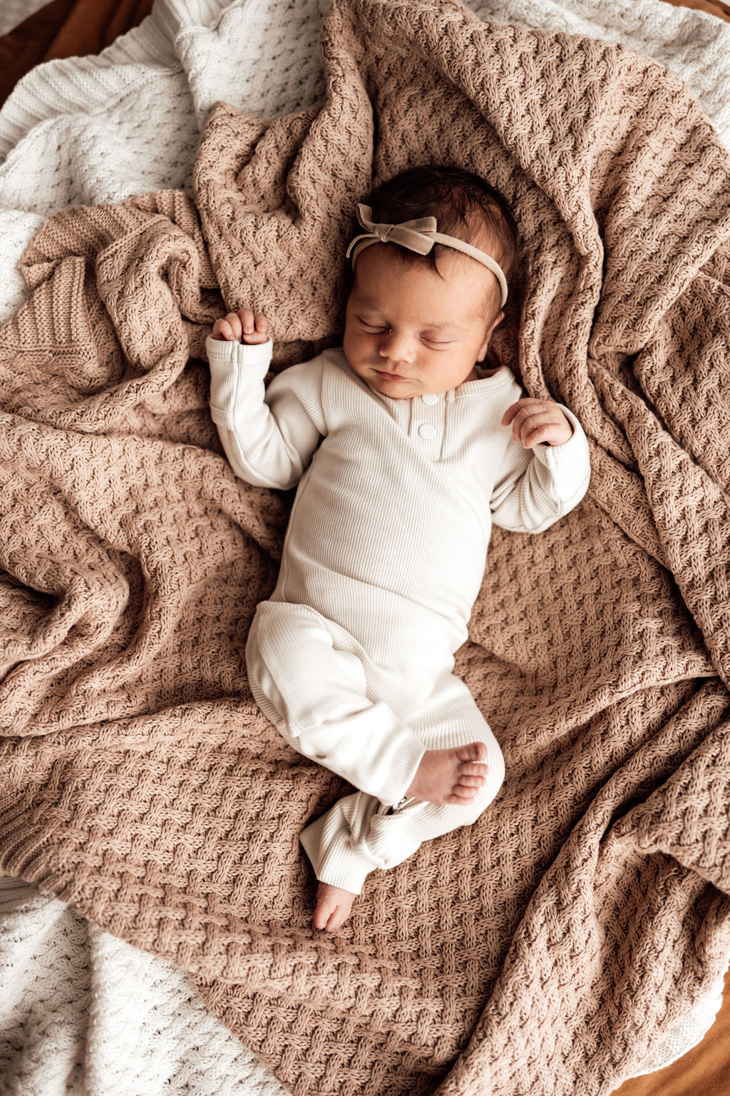 Organic Baby Ribbed Growsuit - Snuggle Hunny Soft Cotton Bodysuit for Newborns & Infants | Perfect for Playtime, Naptime & Everyday Comfort