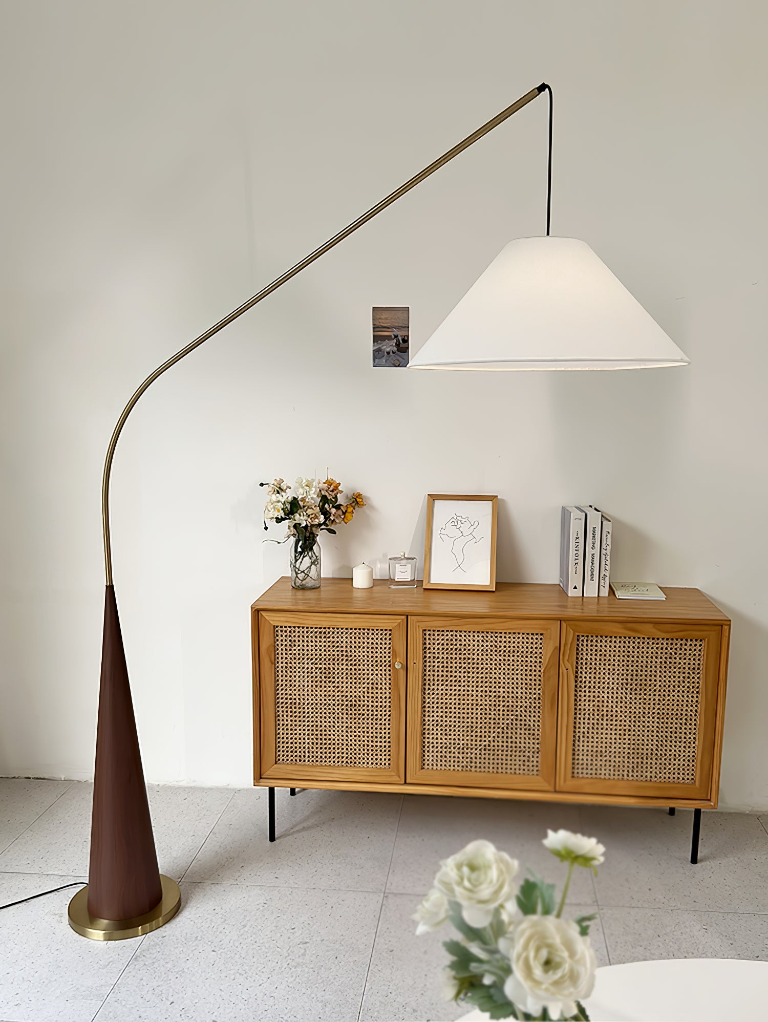 Arvo Arc Floor Lamp - Modern Adjustable LED Standing Light for Living Room, Bedroom & Office - Perfect for Reading, Working & Ambient Lighting