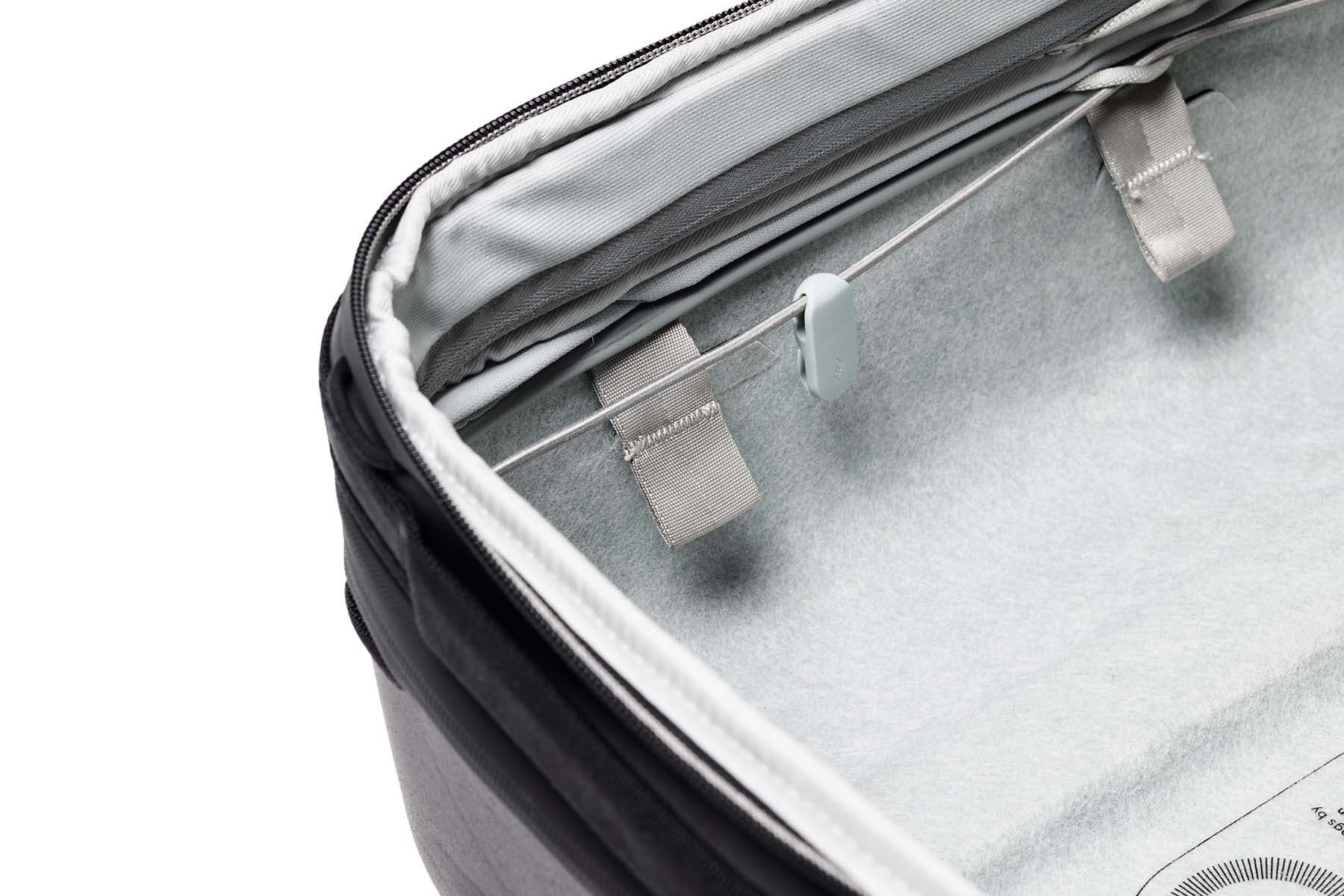Peak Design Roller Pro Carry On Luggage - Premium Expandable Travel Suitcase with TSA Lock, Lightweight & Durable for Business Trips & International Travel