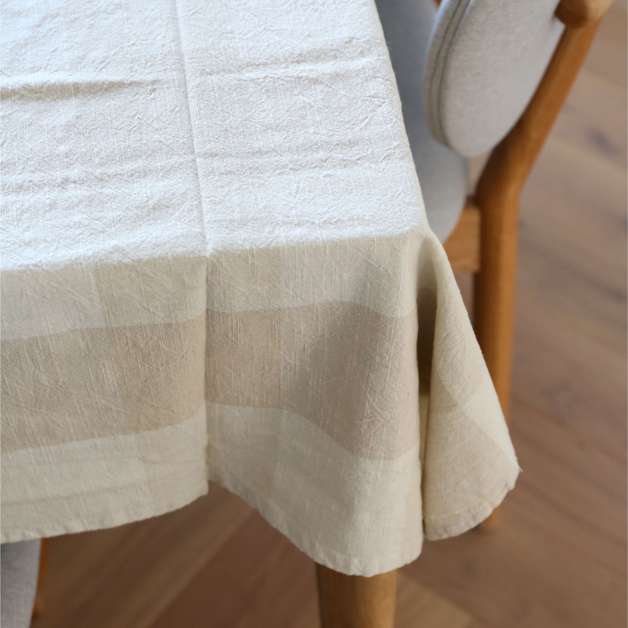 OYOY Chess Tablecloth 260x140cm - Premium Clay Color Cotton Table Cover for Dining, Picnics & Game Nights - Waterproof & Washable