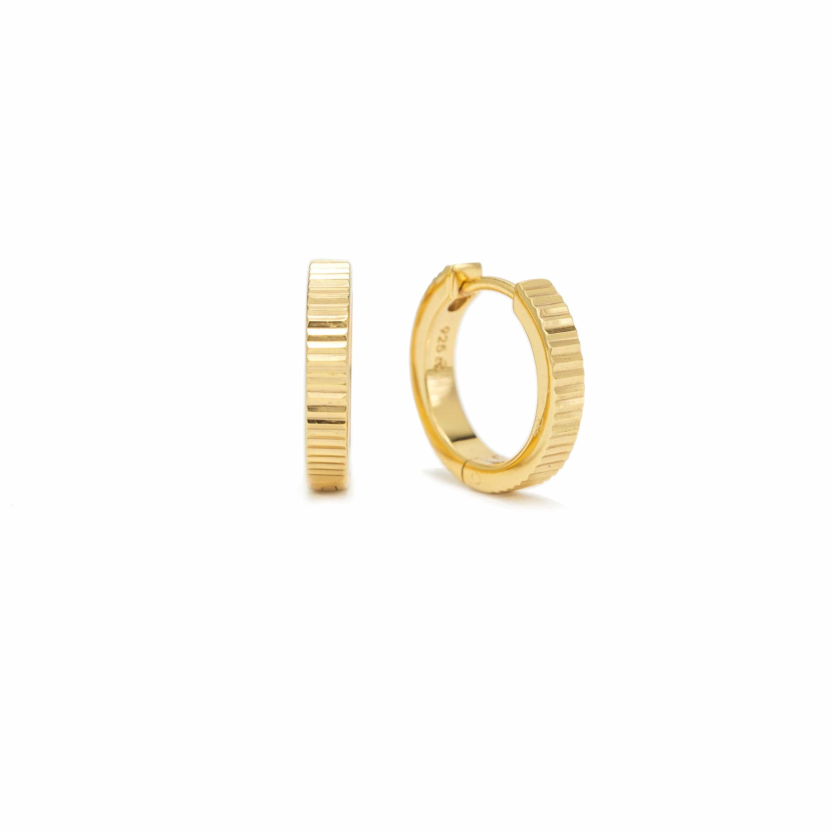 15mm Fluted Huggie Hoop Earrings for Women - Minimalist Gold Hoop Earrings for Everyday Wear, Work & Date Night
