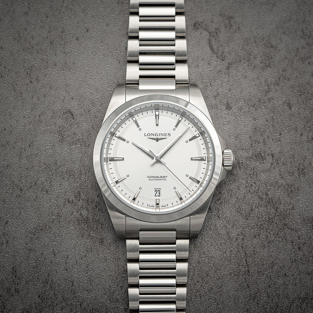 Conquest 38mm Silver Stainless Steel Watch with Bracelet - Perfect for Business, Casual & Formal Occasions