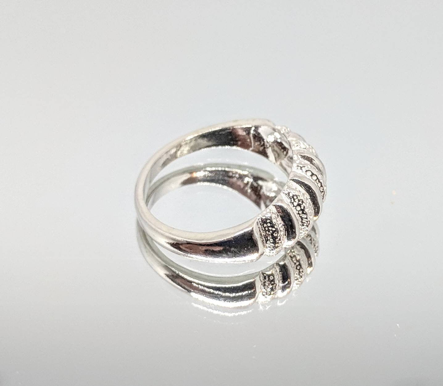 14K Gold or Sterling Silver Freeform Textured Ring - Size 7 DIY Jewelry Setting, Fashion Statement Ring for Women | Perfect for Weddings, Parties & Everyday Wear