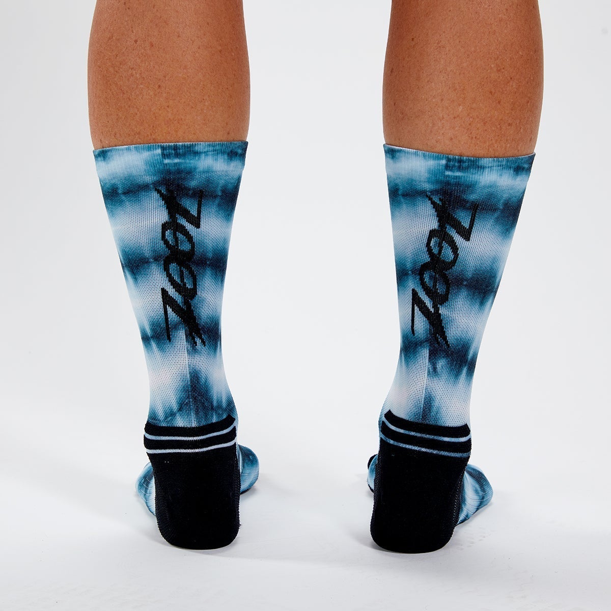 Unisex 6-Pack Tie Dye Blue Crew Socks - Soft Comfortable Everyday Socks for Men & Women - Perfect for Casual Wear, Sports, and Gifts
