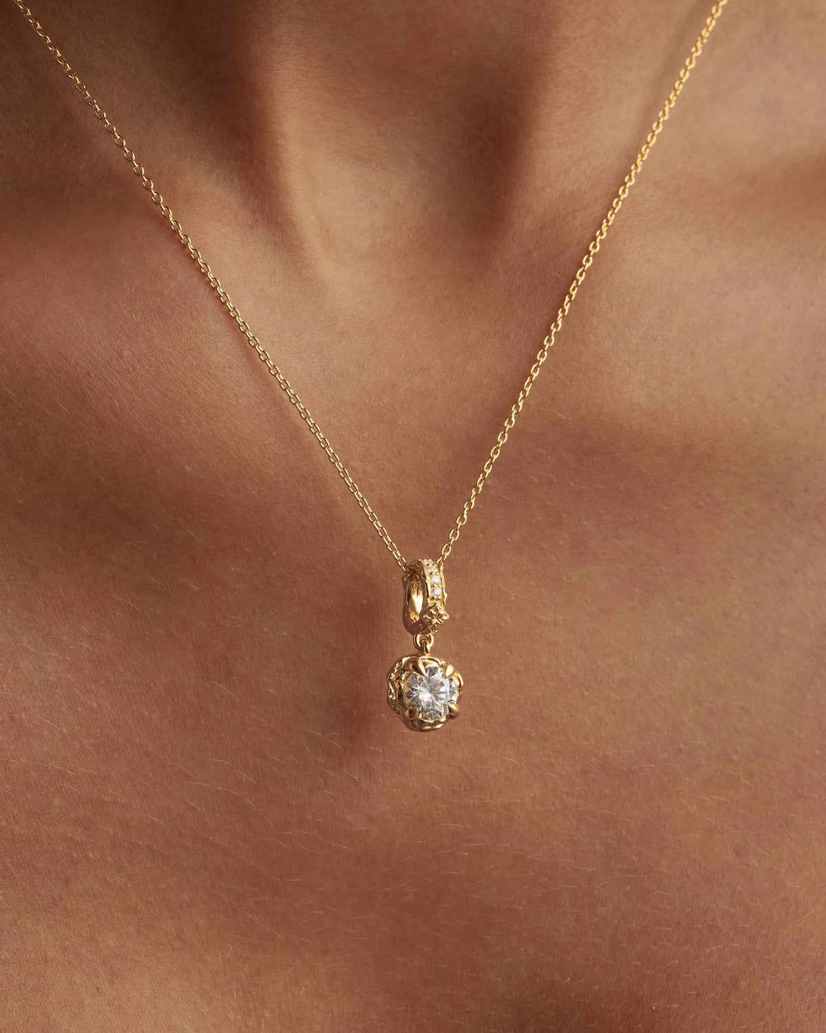 18K Gold Vermeil Mist Pendant Necklace for Women - Elegant Layering Jewelry Gift for Birthday, Anniversary & Valentine's Day | Perfect for Everyday Wear & Special Occasions