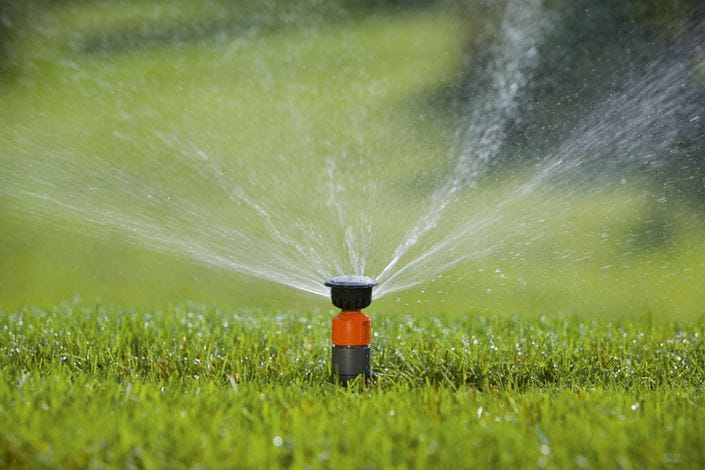 Gardena Turbo Driven Pop Up Sprinkler T100 - Adjustable Lawn & Garden Watering System for Efficient Irrigation | Perfect for Residential Yards, Landscaping & Large Green Areas