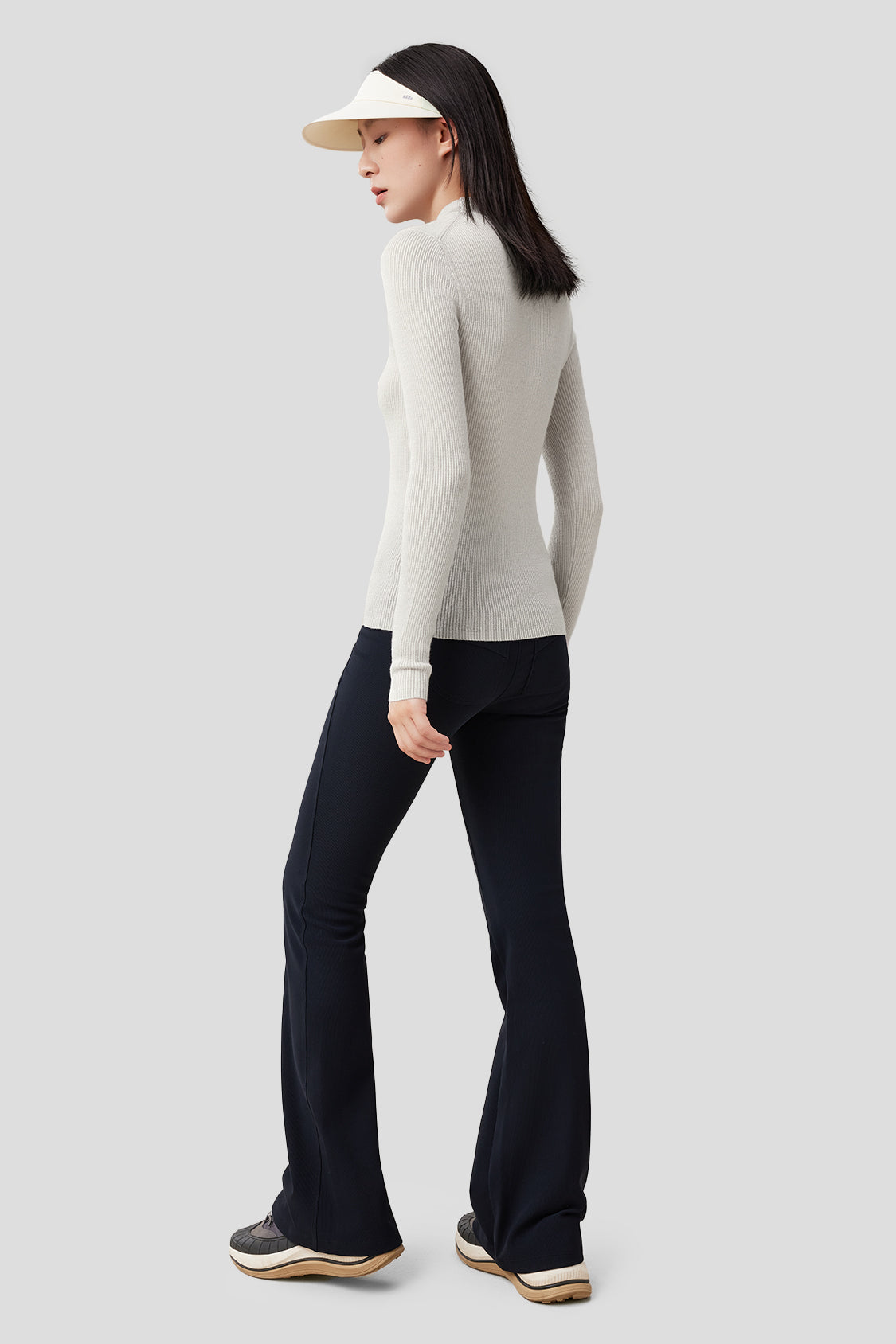 Cozy Women's Wool Sweater for Winter - Soft & Warm Knit Pullover for Casual Outfits & Cold Weather Layering