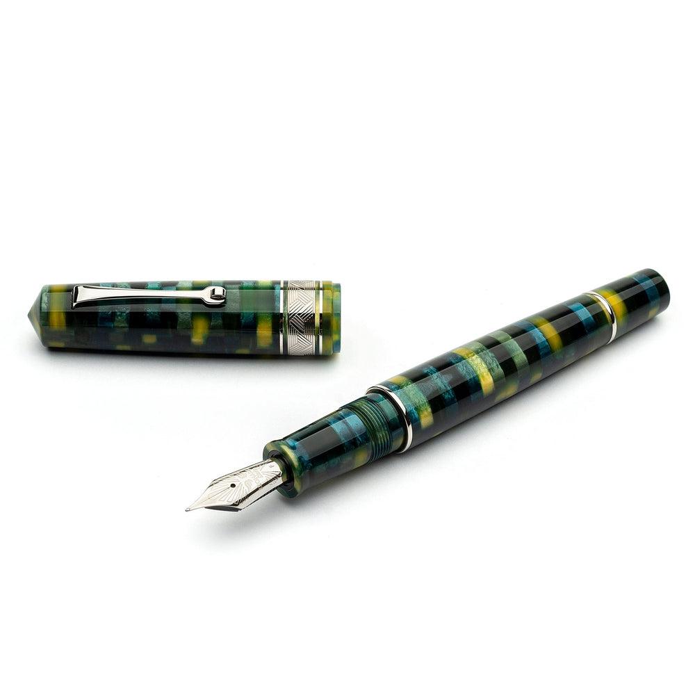Leonardo Fountain Pen Mosaico - Premium Stainless Steel Pen for Writing, Calligraphy & Collecting - Perfect for Gifts, Office Use & Special Occasions