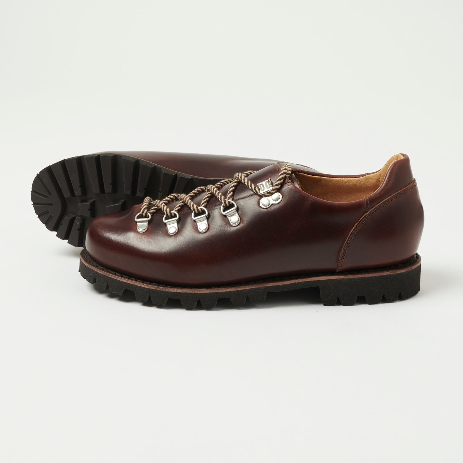 Paraboot Clusaz Jannu Shoe - Premium Leather Hiking Boots for Men & Women - Comfortable Outdoor Walking & Trekking Shoes - Perfect for Mountain Climbing, Hiking & Casual Wear