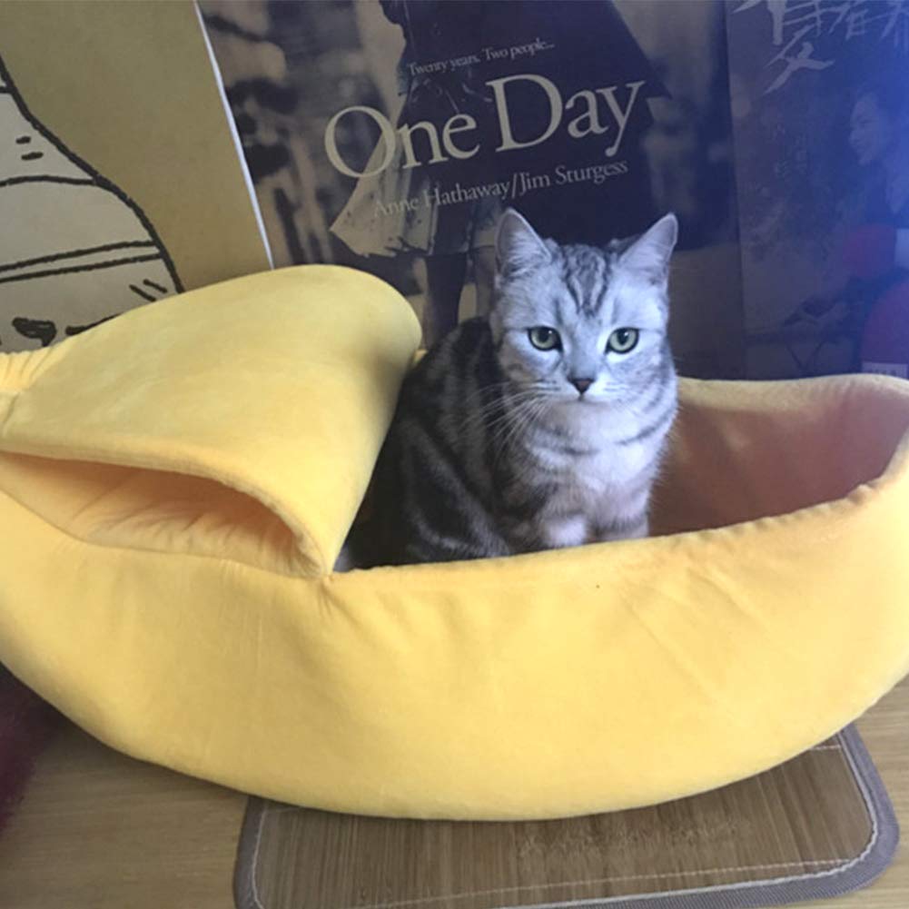 Soft Banana-Shaped Cat Bed - Cozy Pet Cuddle House for Cats & Small Dogs | Cute Yellow Pet Supplies for Kittens & Puppies | Perfect for Indoor Napping, Lounging & Photo Shoots