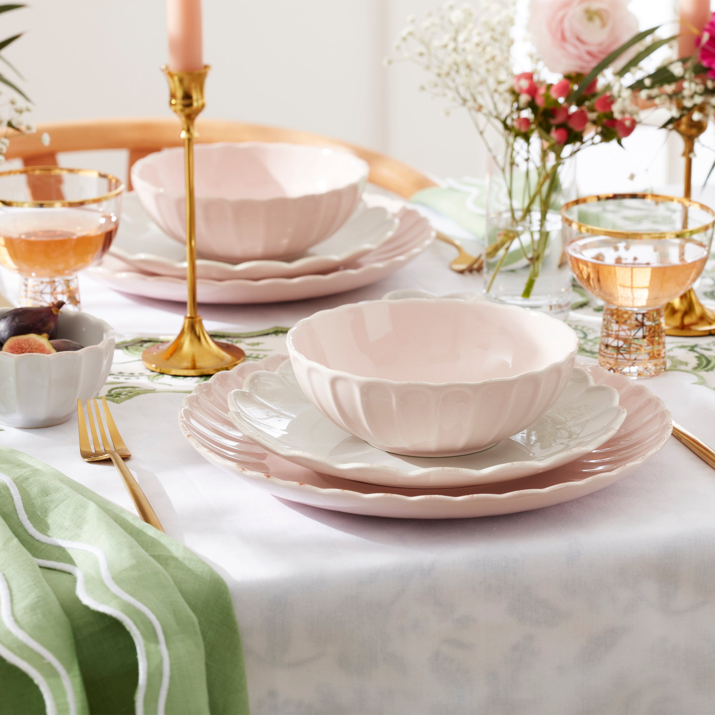 French Perle Scallop Accent Plates Set of 4 - Elegant Dinnerware for Special Occasions, Wedding, Party & Home Decor