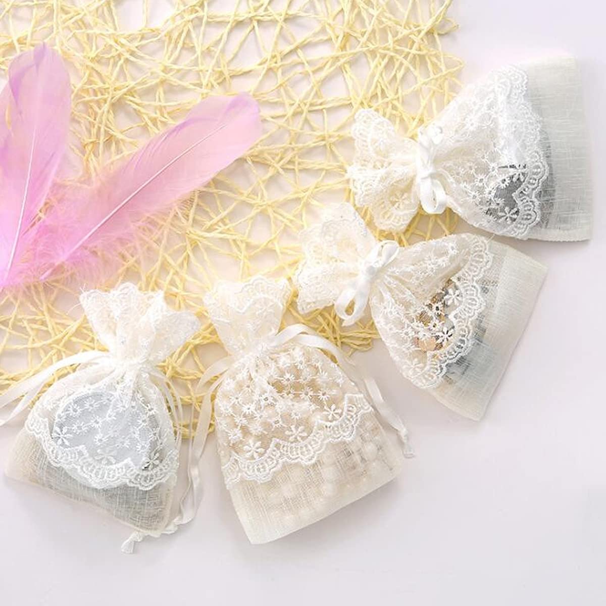 Snadulor 10 Pcs White Lace Organza Gift Bags - 3.9 x 5.5 Inch Sheer Wedding Favor Bags for Candy, Party Favors, Bridal Shower & Birthday Gifts - Perfect for Wedding Decorations, Baby Showers & Holiday Gift Wrapping