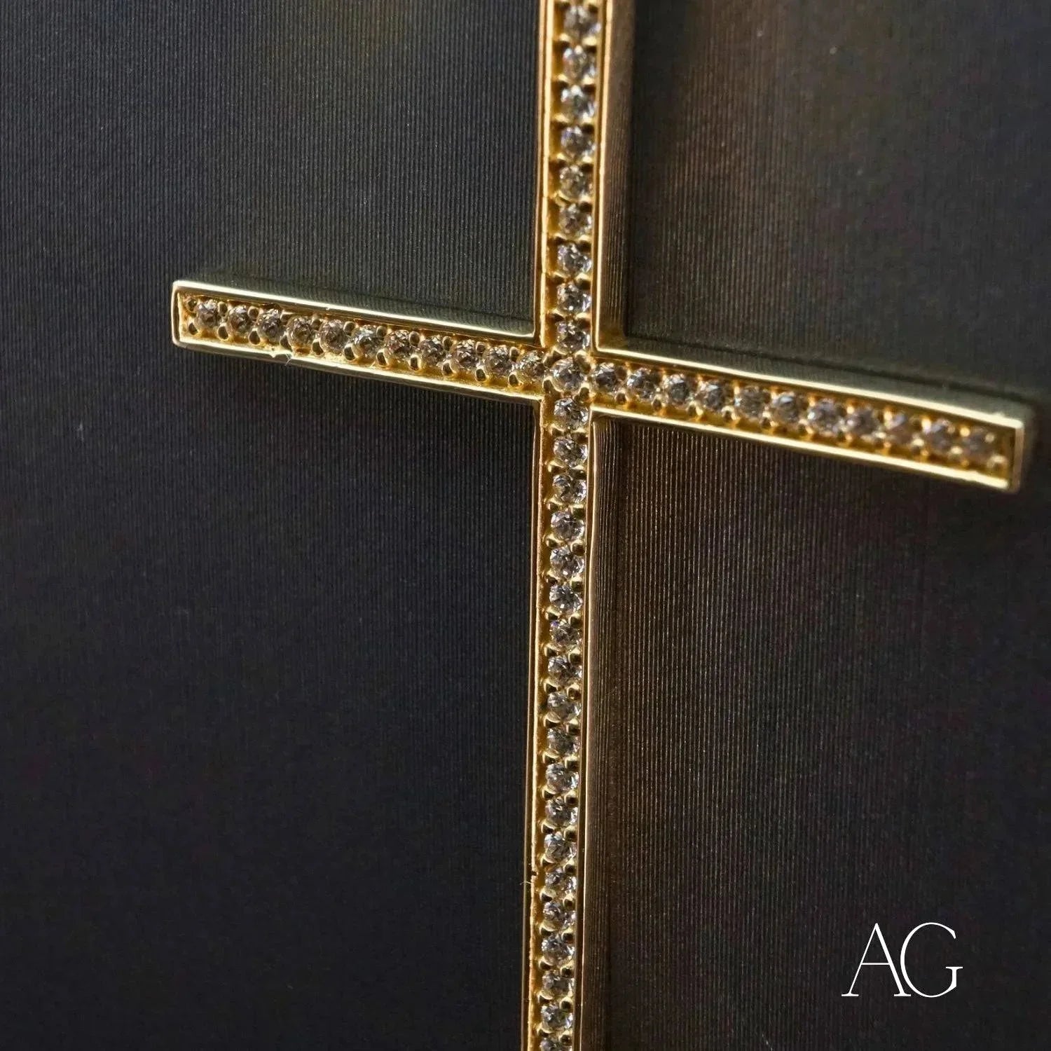 18k Gold Cross Pendant with Cubic Zirconia Stones - Elegant Religious Jewelry for Women, Gift for Baptism, First Communion & Special Occasions