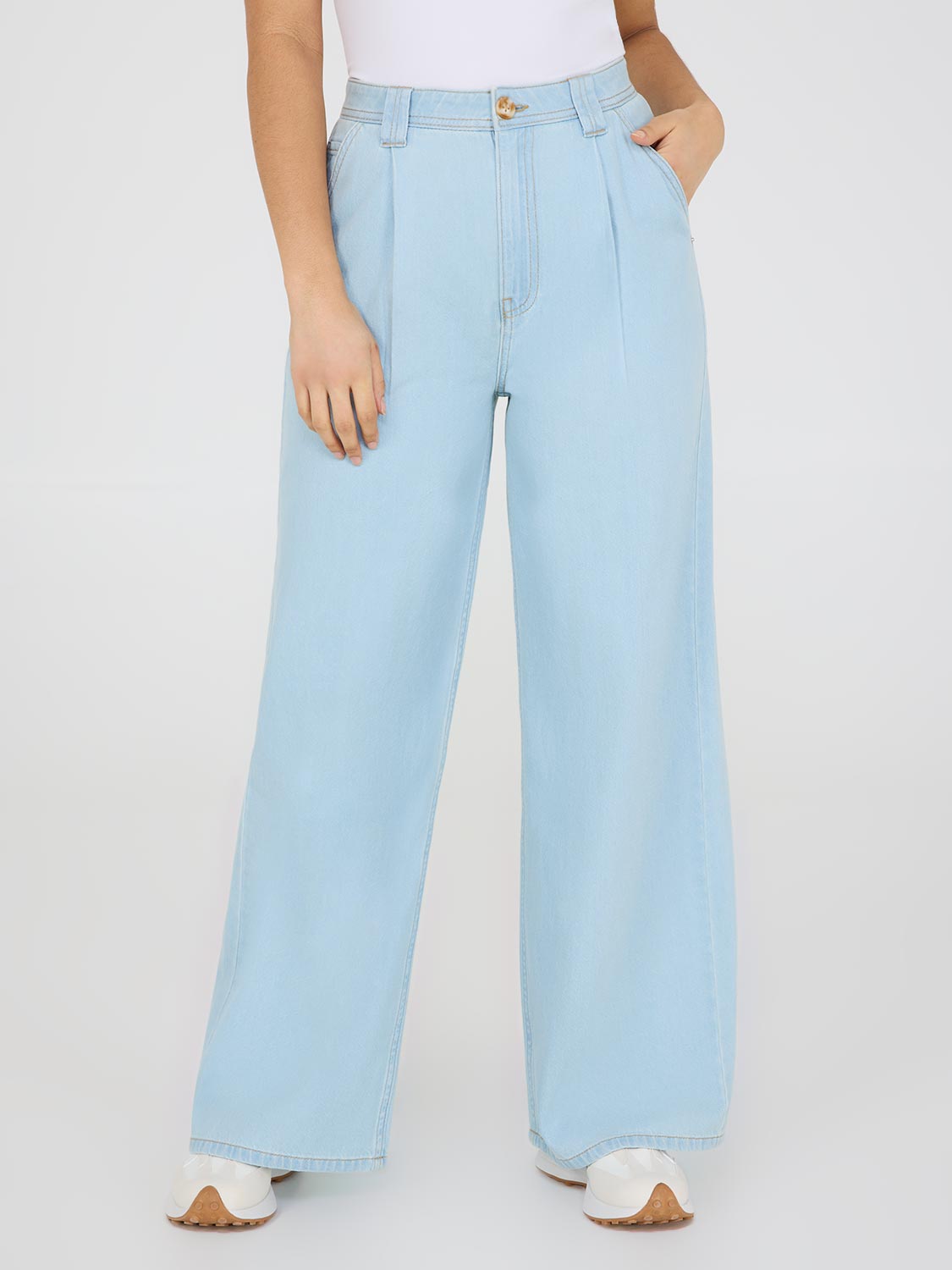 Stylish Front Pleat Wide Leg Jeans for Women - Comfortable High Waist Denim Pants - Perfect for Casual Outfits, Office Wear & Date Nights