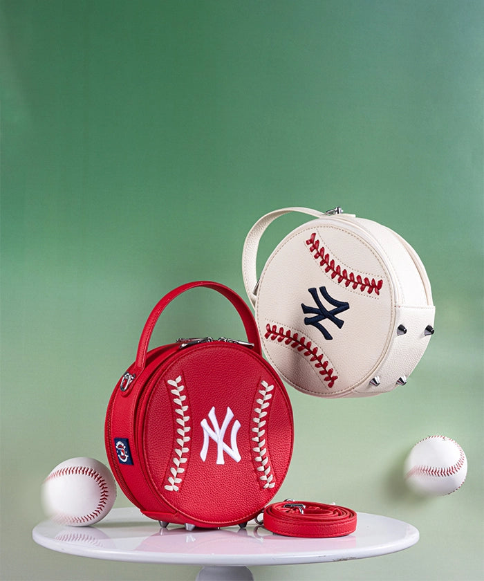 MLB New York Yankees Mini Canteen Crossbody Bag for Women & Men - Fashionable Baseball Fan Accessory for Games, Travel & Daily Use