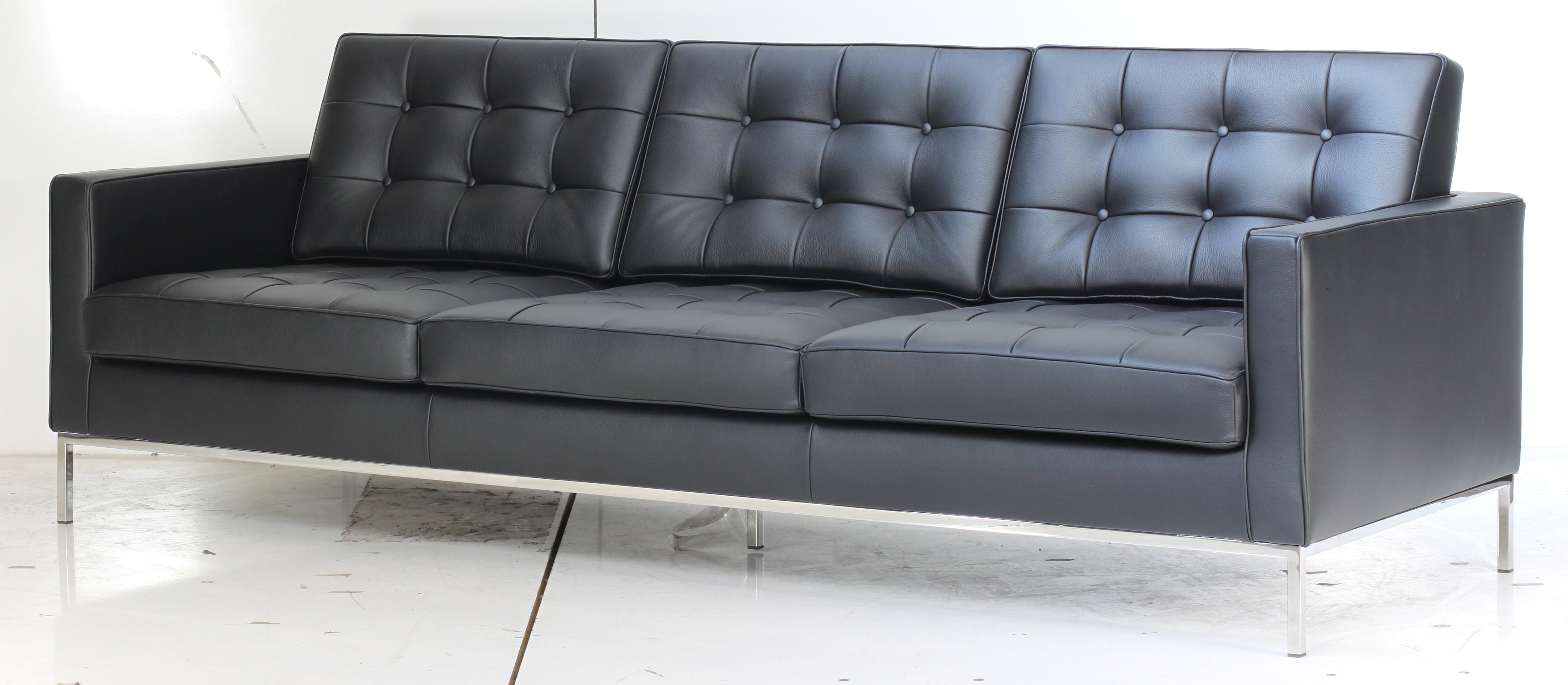 Florence Knoll Three-Seat Sofa - Mid-Century Modern Upholstered Couch for Living Room, Office & Lounge - Premium Comfort & Stylish Design