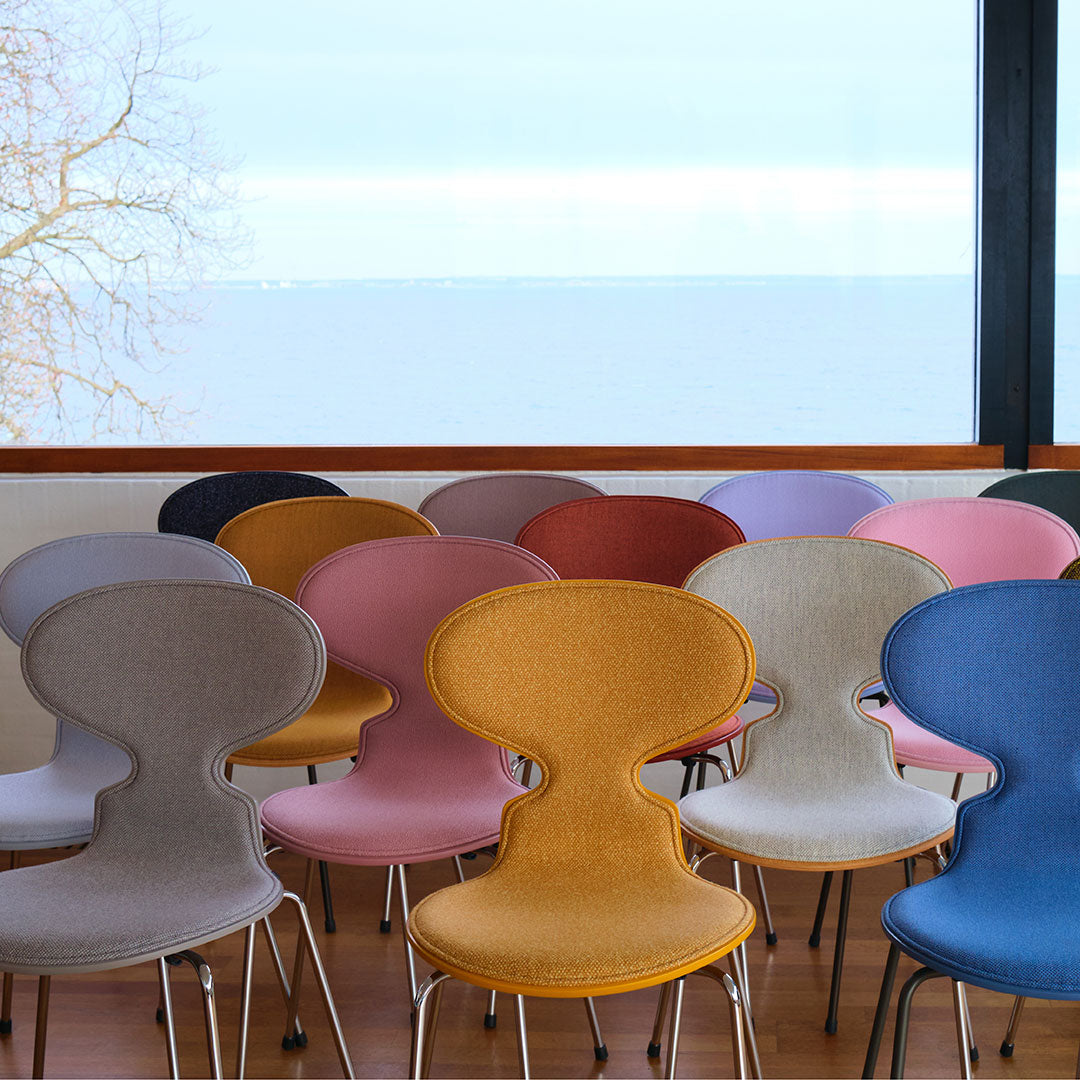 Ant Chair 3101 - Modern Lacquered Wooden Dining Chair with Upholstered Seat | Perfect for Home, Office & Restaurant Decor